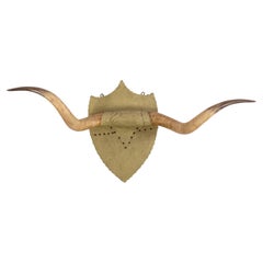 Taxidermie rustique en corne de bœuf montée sur pied