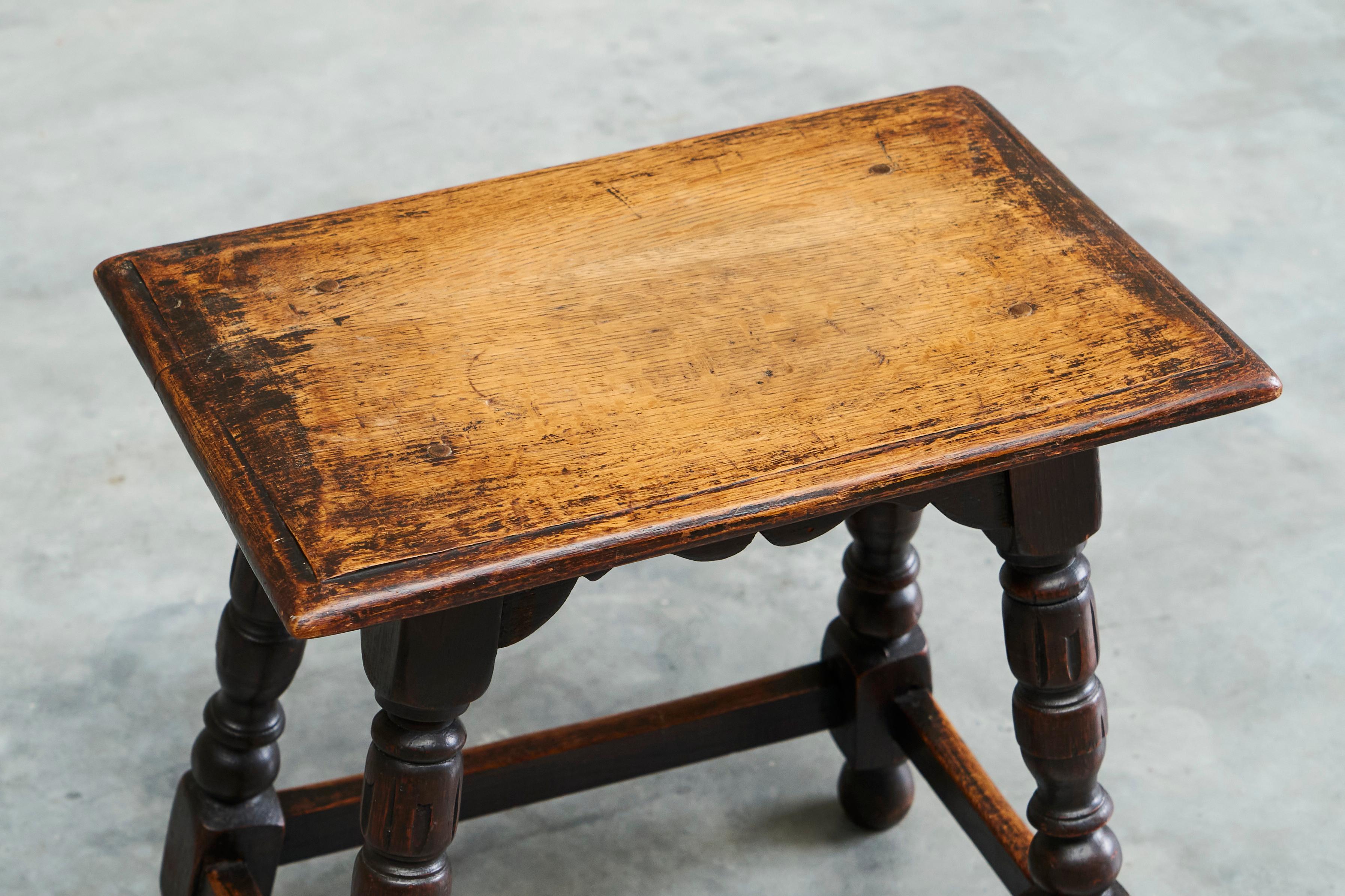 Rustic Stool or Side Table in Solid Turned and Carved Oak 19th Century For Sale 5