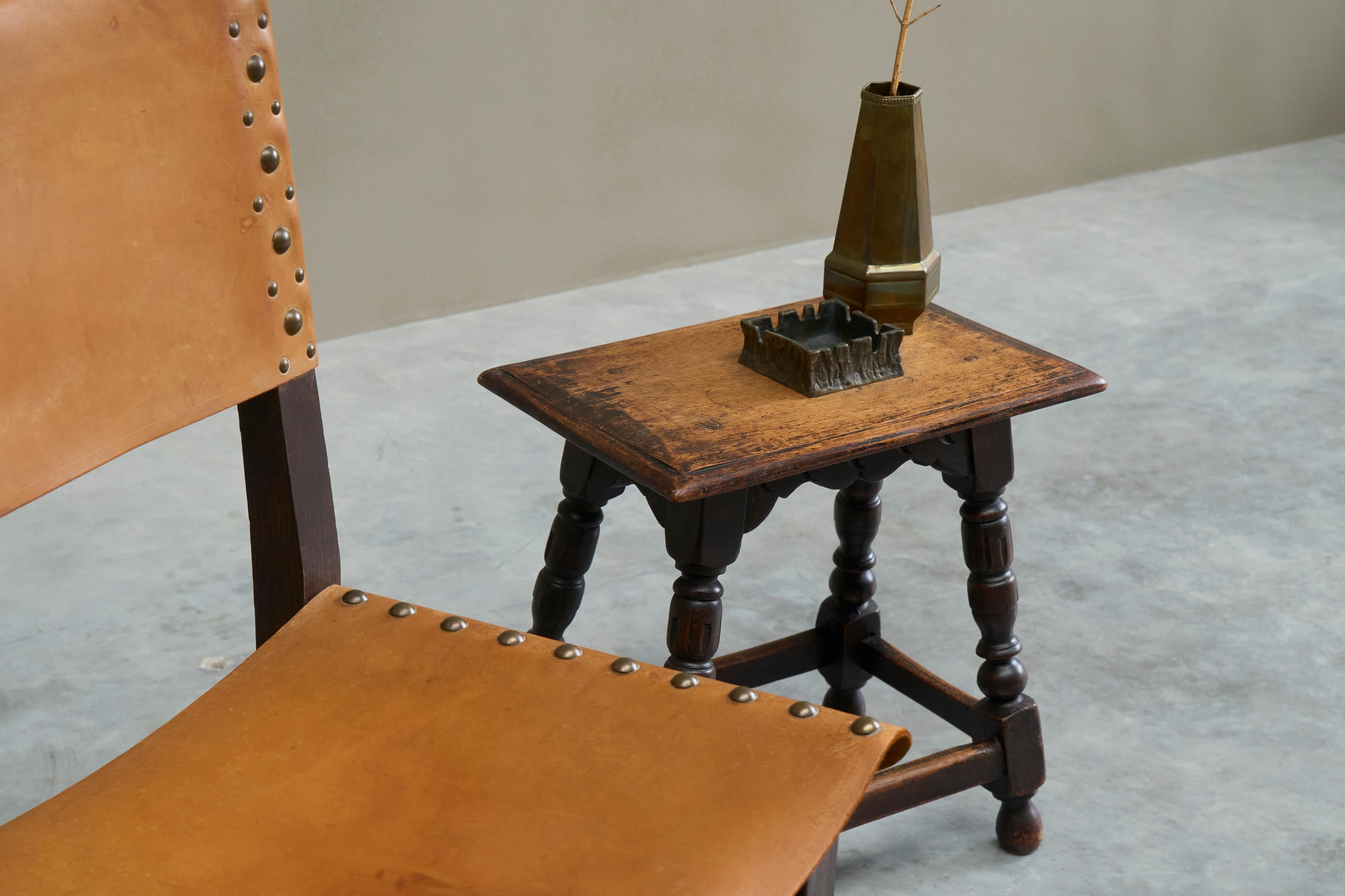 Rustic Stool or Side Table in Solid Turned and Carved Oak 19th Century For Sale 8