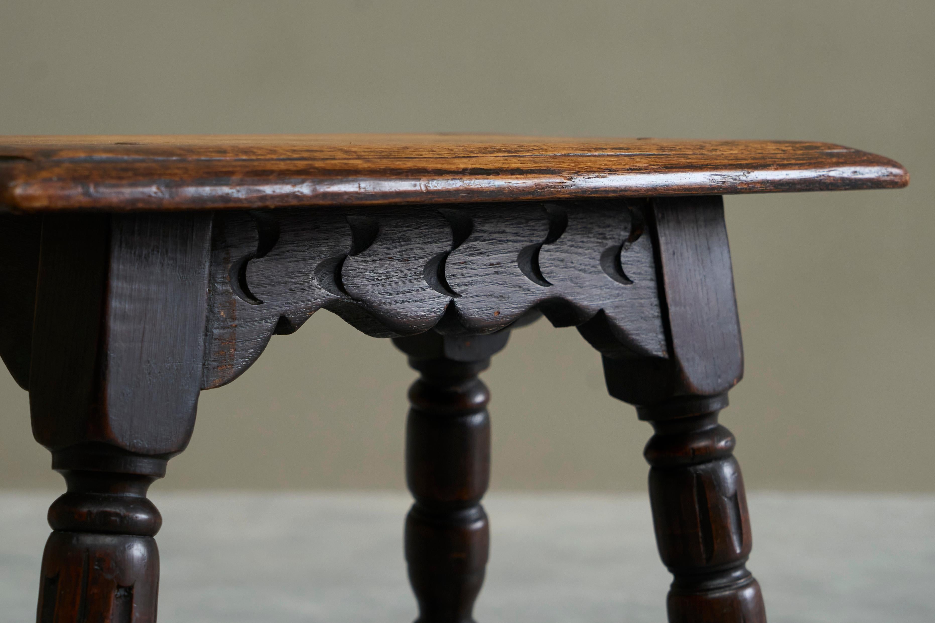 Hand-Crafted Rustic Stool or Side Table in Solid Turned and Carved Oak 19th Century For Sale