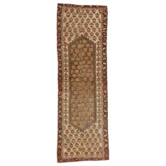 Rustikaler Vintage-Teppich aus türkischem Oushak im Distressed-Stil
