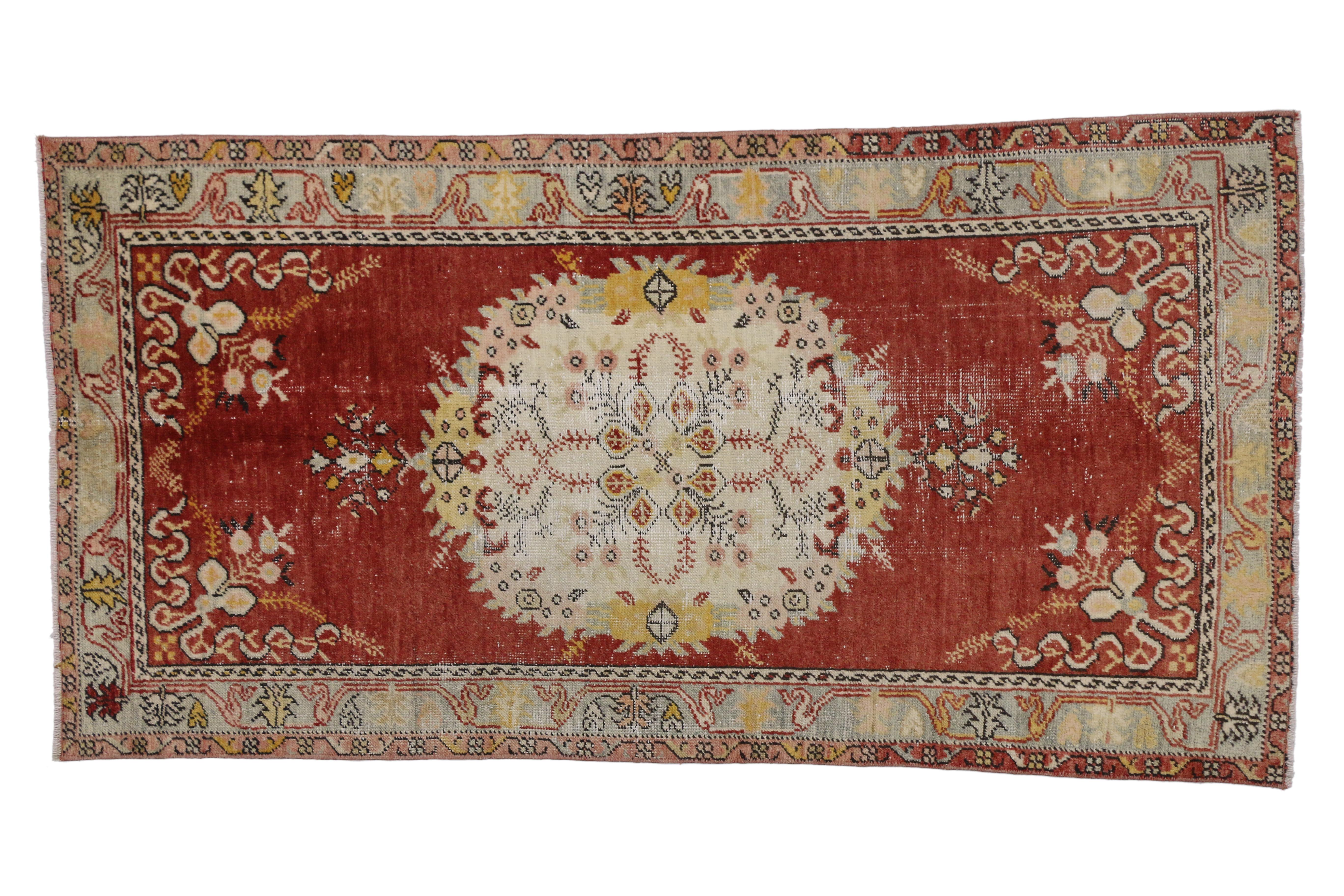 Rustic Style Distressed Vintage Turkish Oushak Rug, Kitchen, Foyer or Entry Rug In Distressed Condition For Sale In Dallas, TX