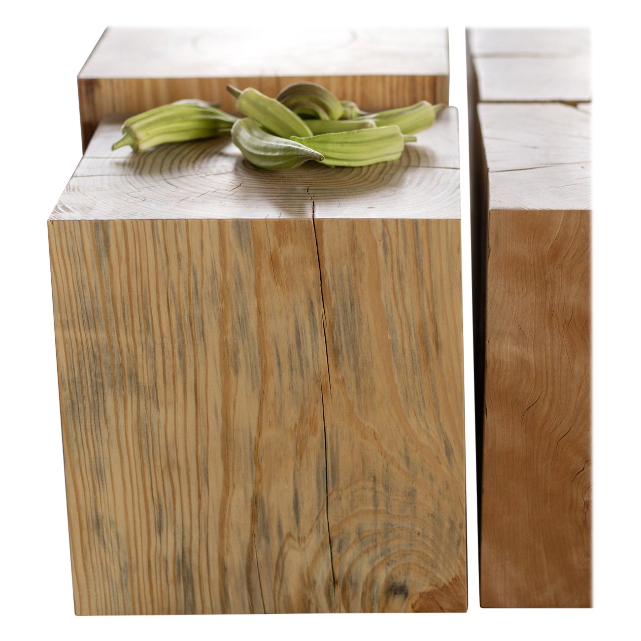 Oggetti nuovi e personalizzabili nella categoria Side Tables
