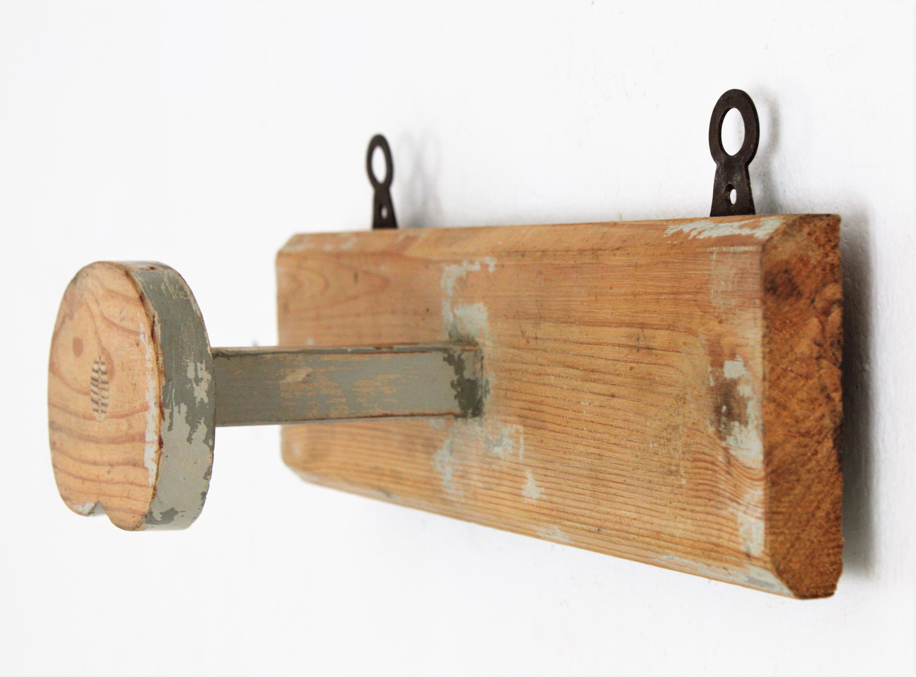 20th Century Spanish Rustic Wall Coat Rack in Patinated Wood  For Sale