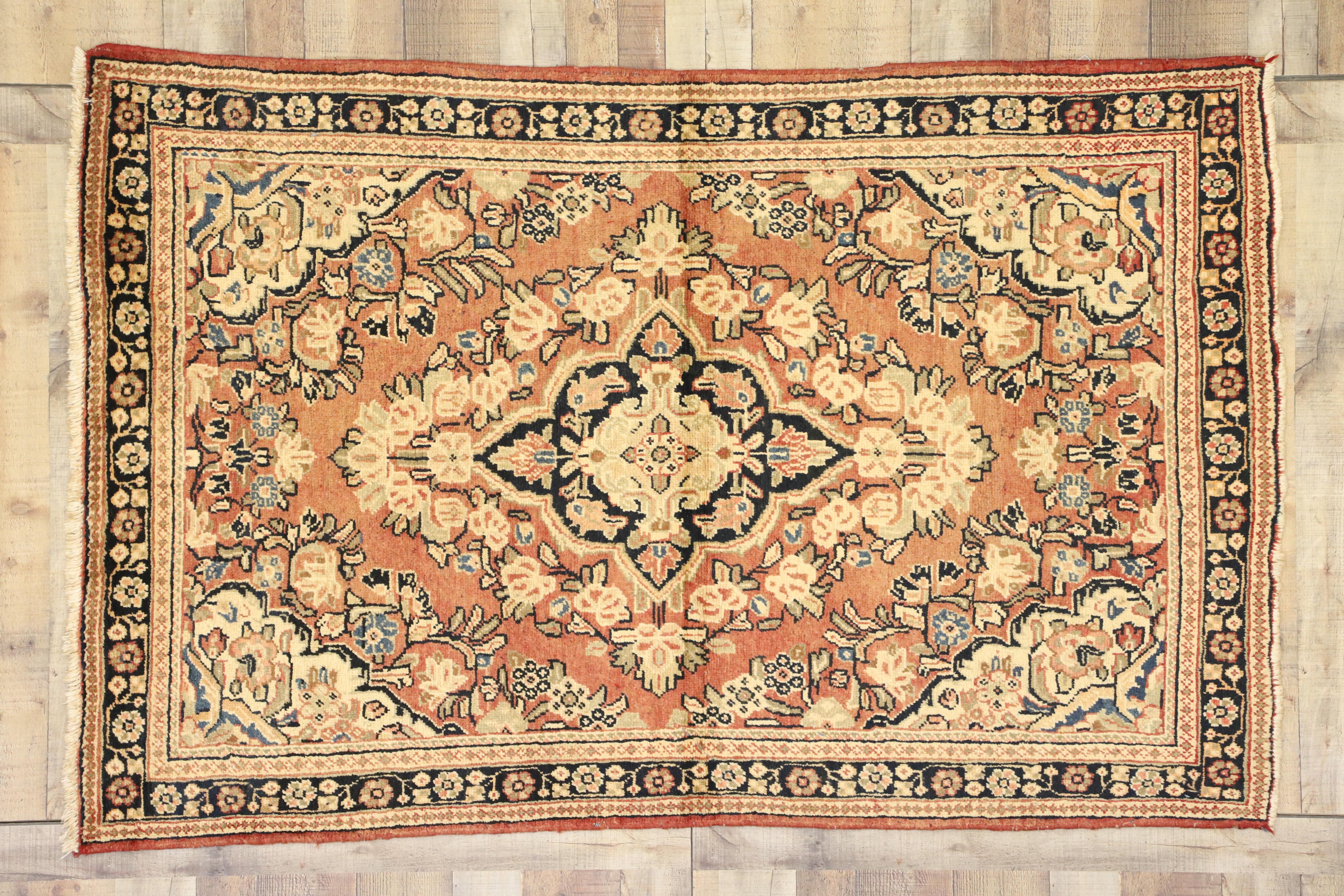 20th Century Vintage Persian Mahal Rug with Modern Rustic English Country Cottage Style  For Sale