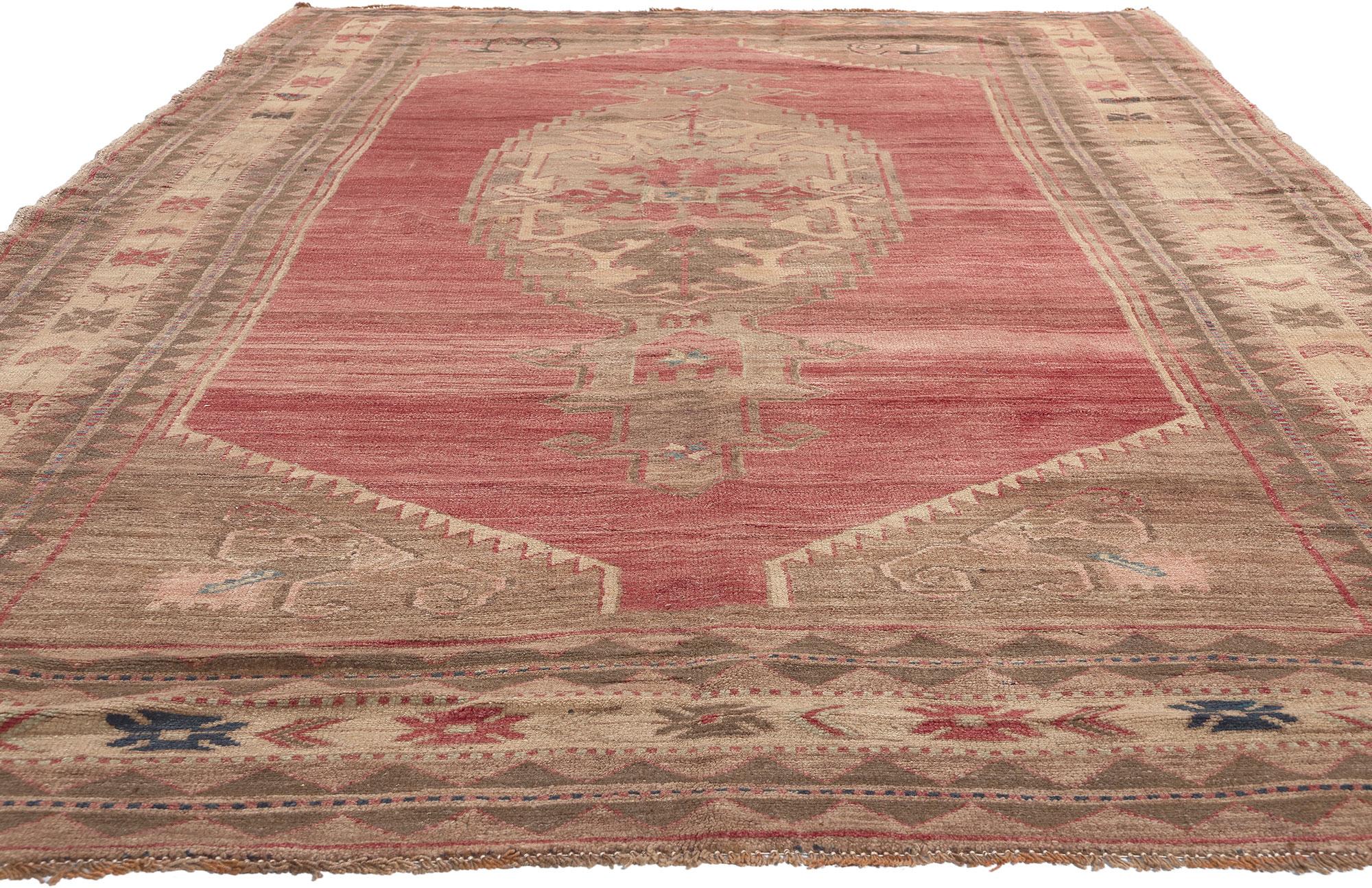 Vintage Turkish Oushak Rug, Tribal Enchantment Meets Traditional Sensibility In Good Condition For Sale In Dallas, TX