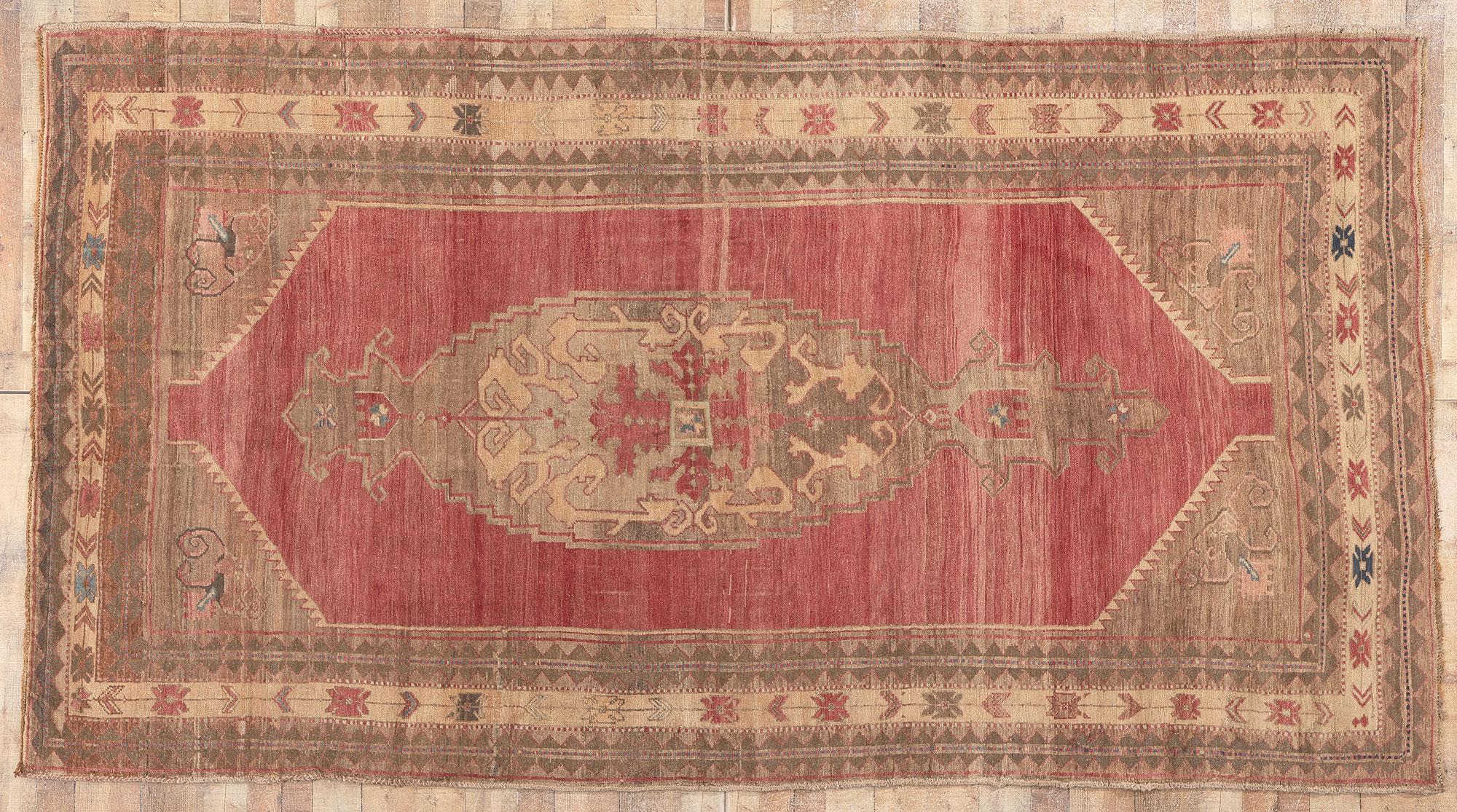 Vintage Turkish Oushak Rug, Tribal Enchantment Meets Traditional Sensibility For Sale 3