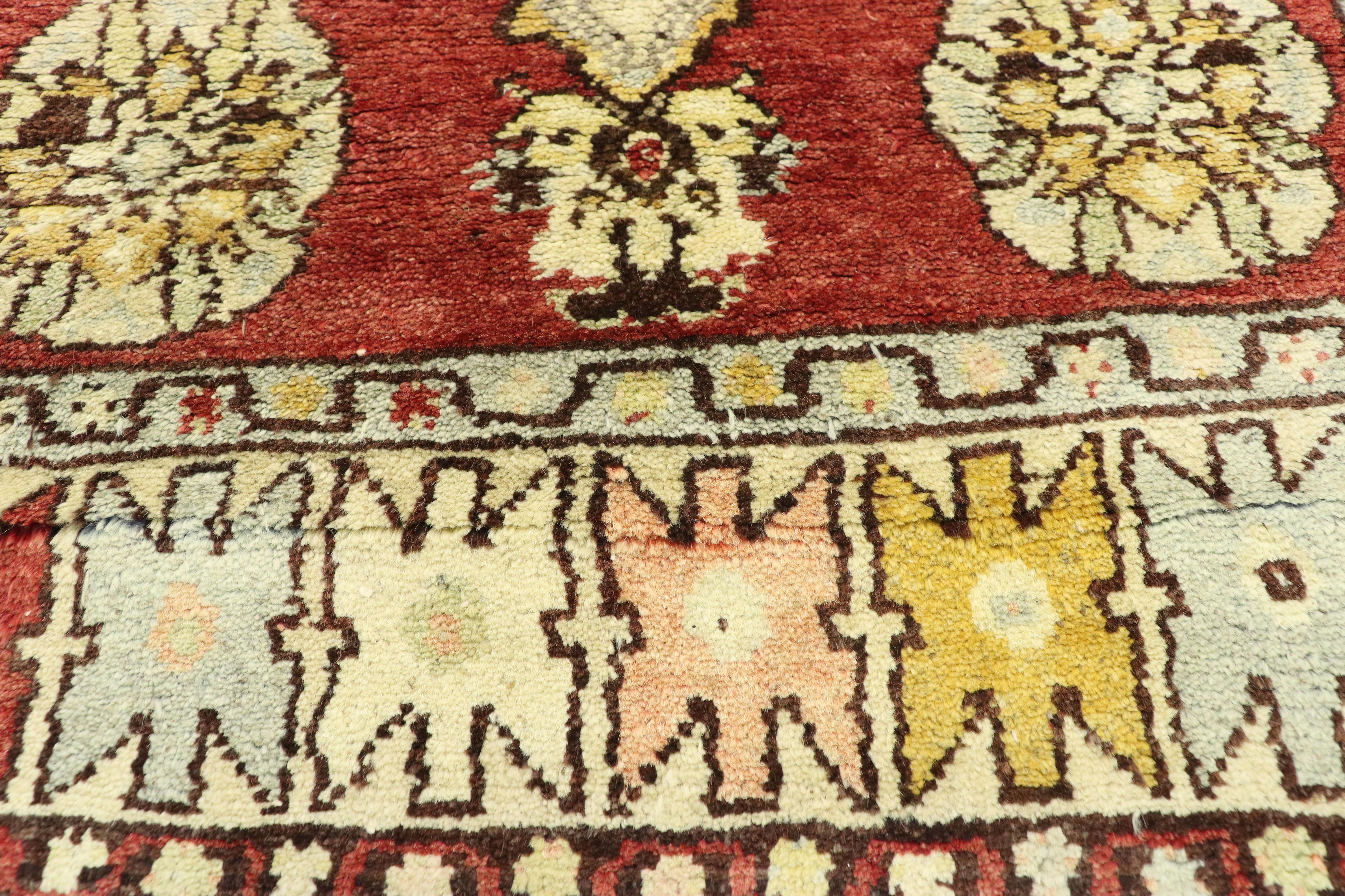 Rustic Style Vintage Turkish Oushak Runner, Hallway Runner In Good Condition For Sale In Dallas, TX