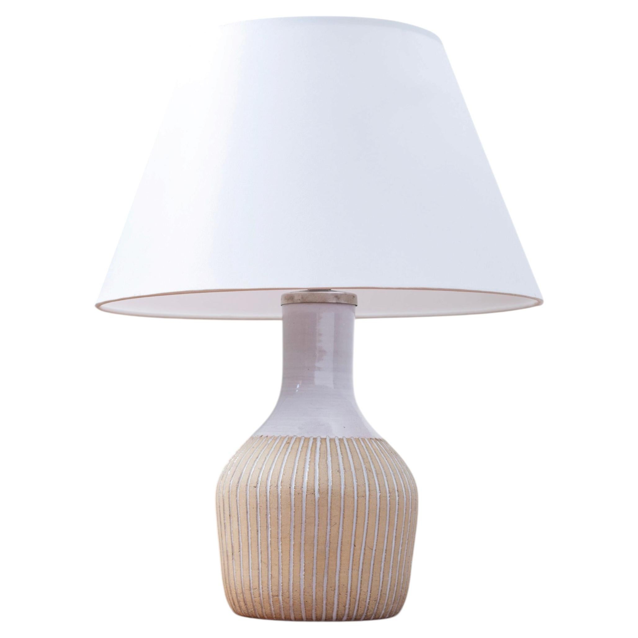 Rustic Swedish modern chamotte ceramic Table lamp by Edgar Böckman, 1930s For Sale