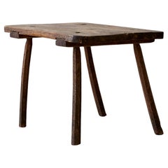 Table d'appoint rustique suédoise Table d'appoint rustique suédoise