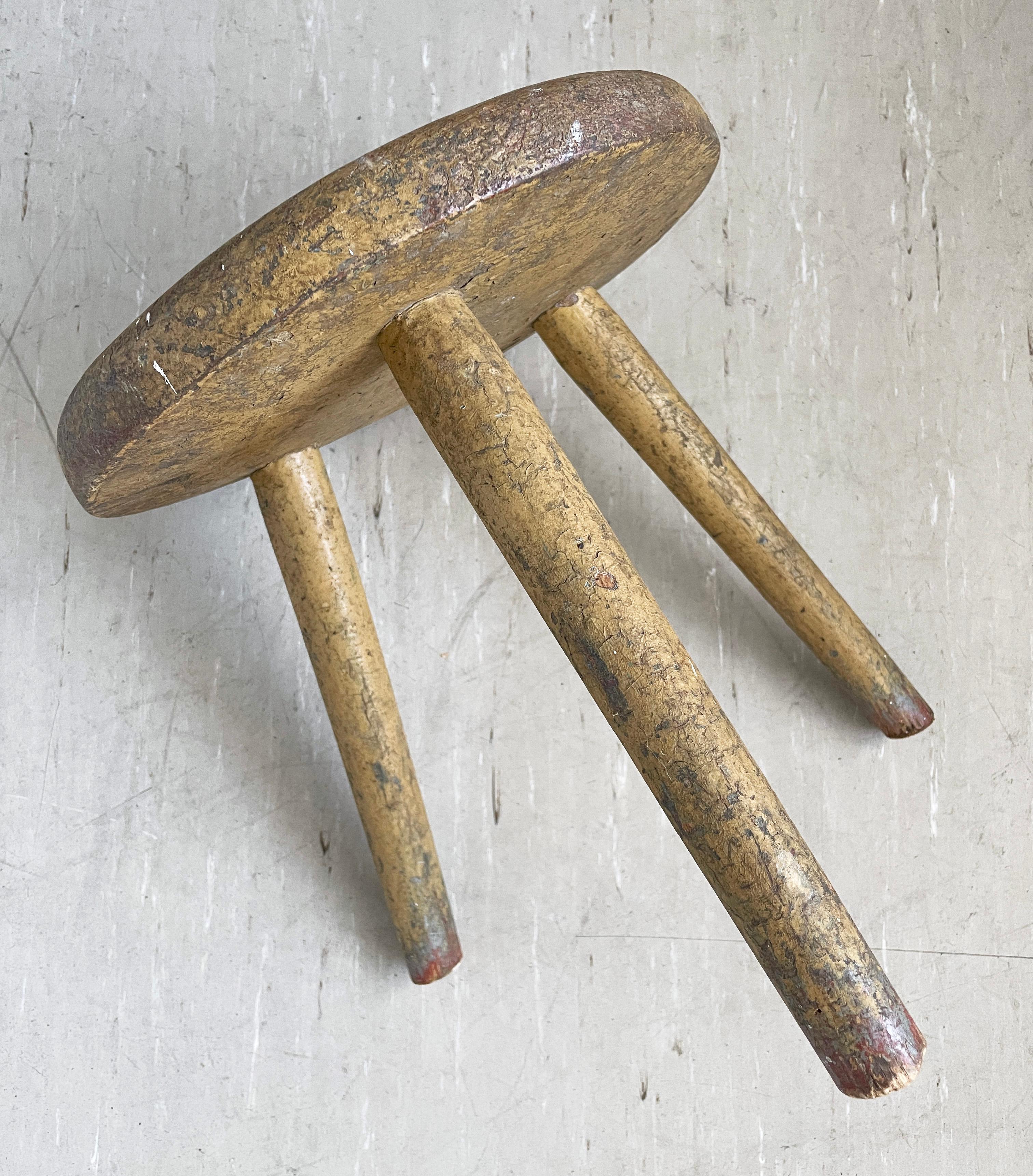 Rustic Swiss farmhouse milking stool 2