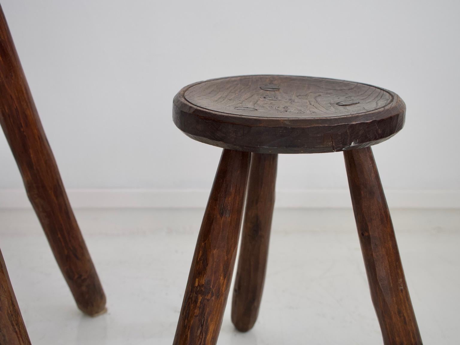 Rustic Table and Two Tripod Stools of Profiled Wood Logs 5