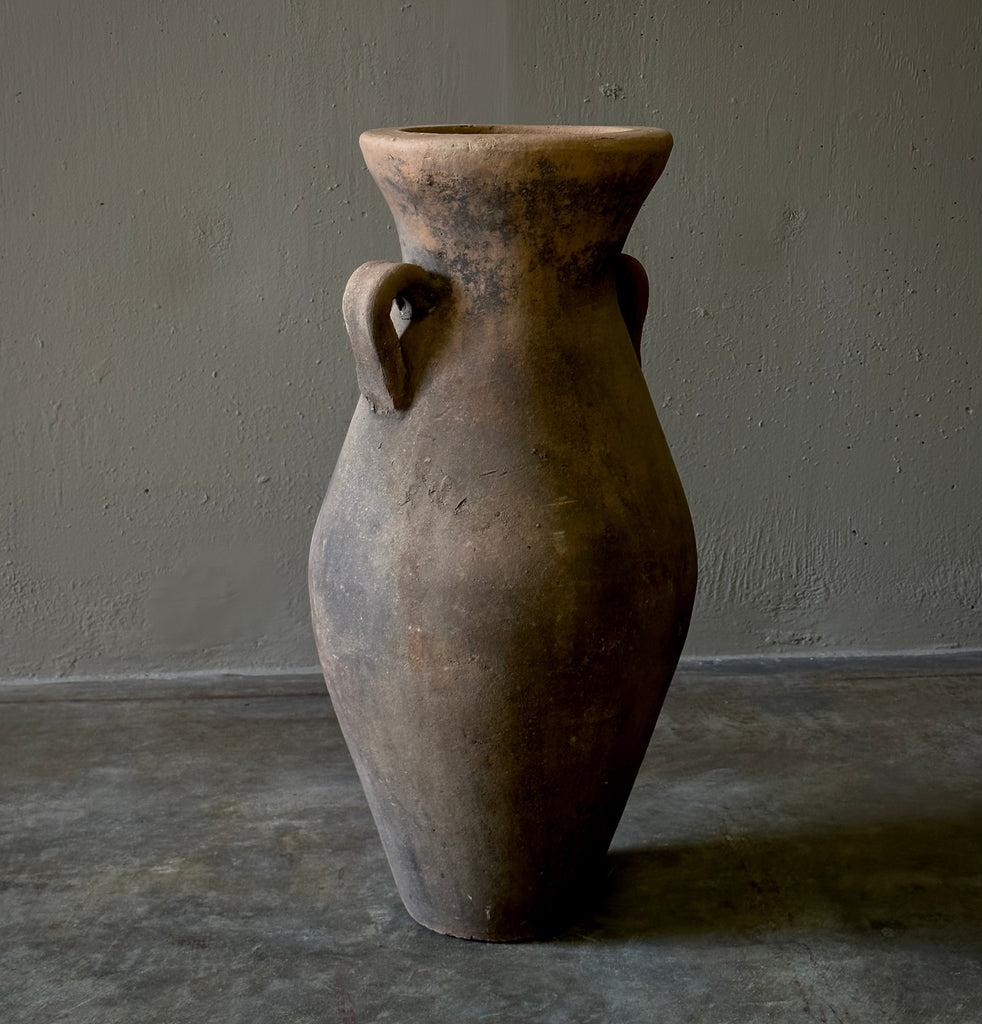 Rustic Terracotta Vessel In Good Condition For Sale In Los Angeles, CA
