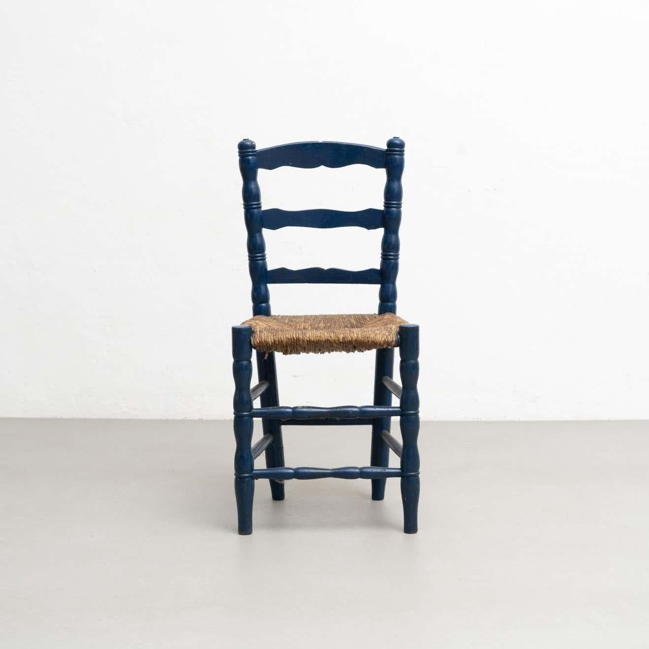 Sedia tradizionale rustica in Wood dipinta a mano, circa 1940 in vendita 2