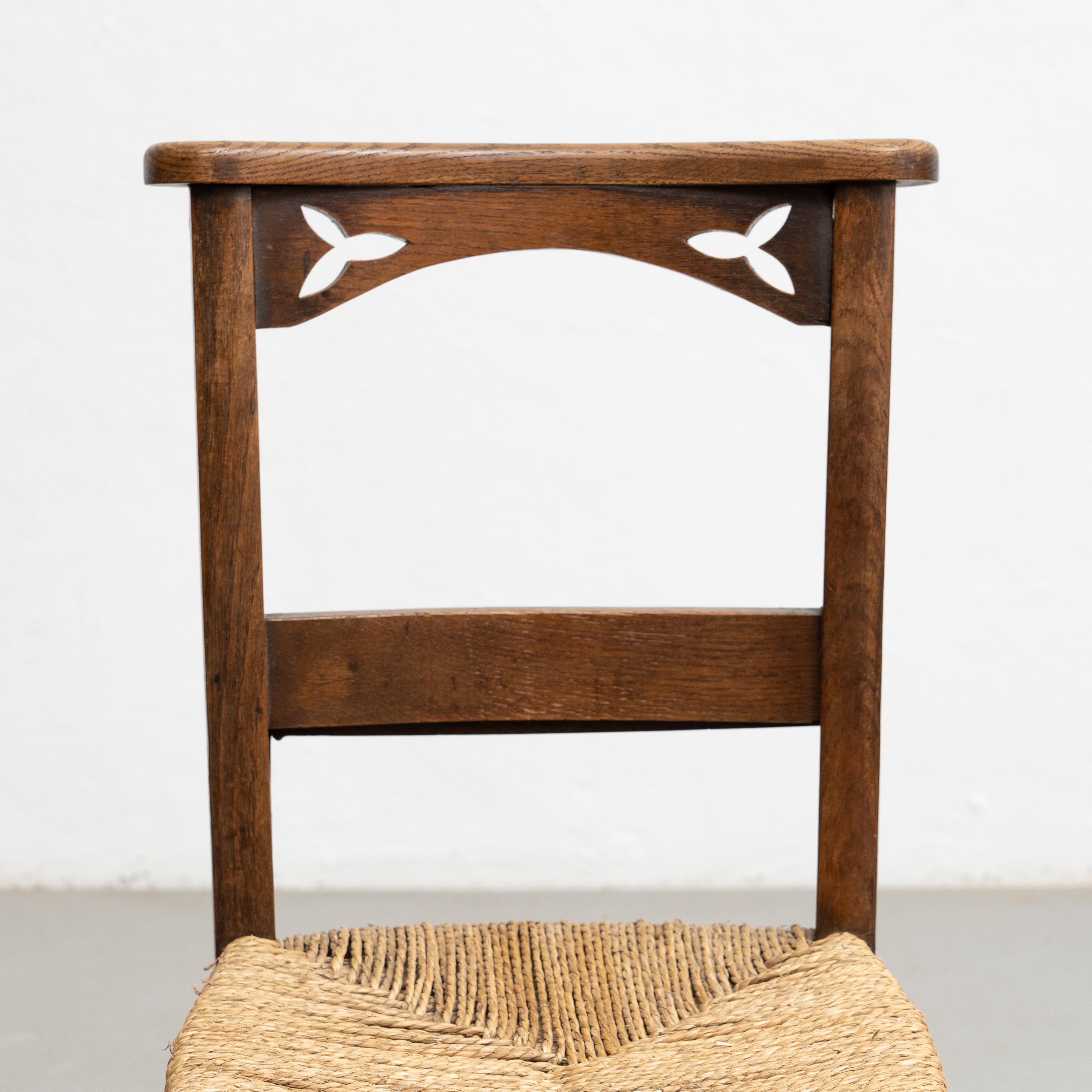 Chaise rustique traditionnelle en bois et rotin, vers 1940 en vente 12