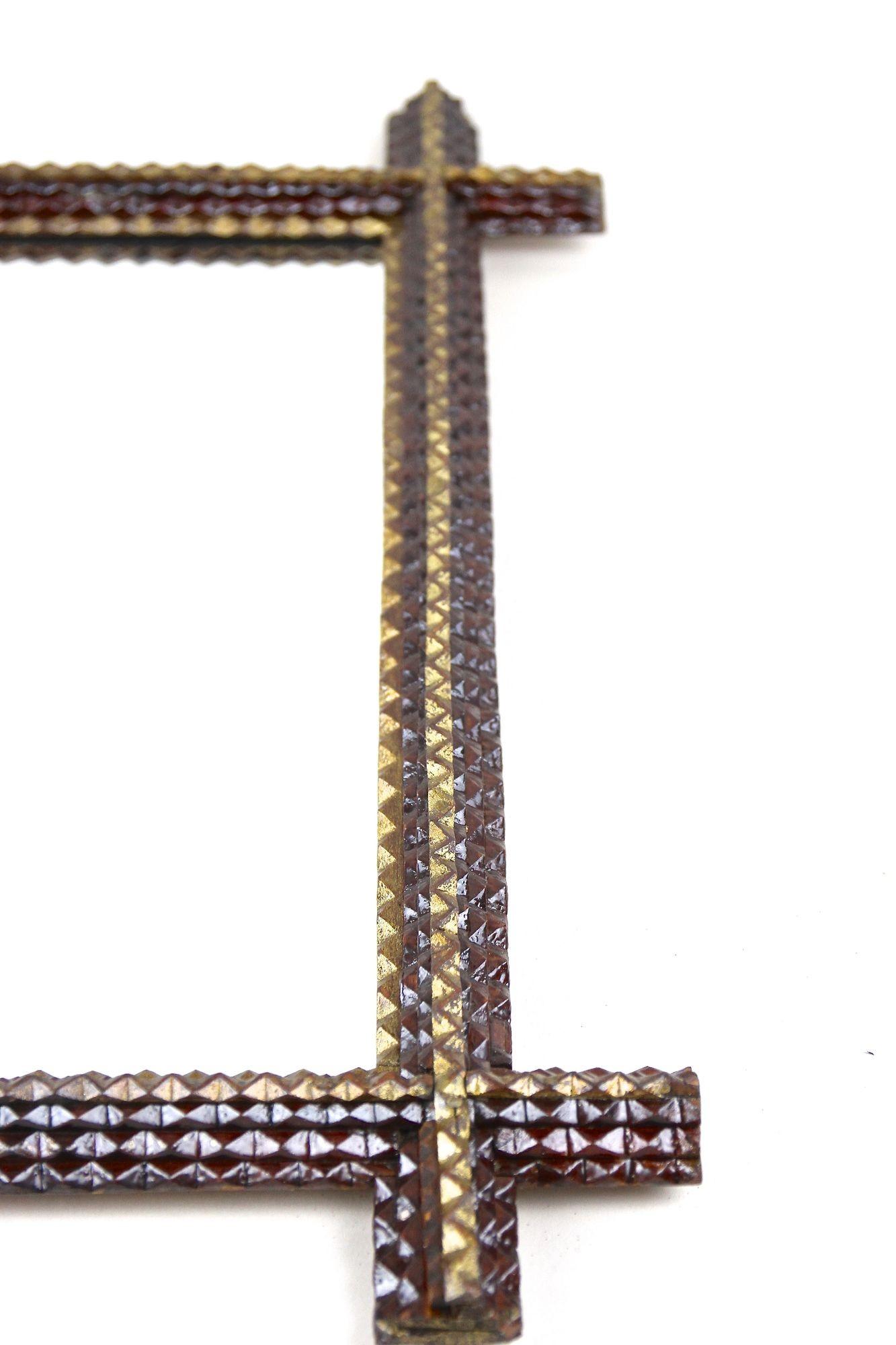 Rustic Tramp Art Wall Mirror - Handcarved, Late 19th Century, Austria ca. 1880 For Sale 5