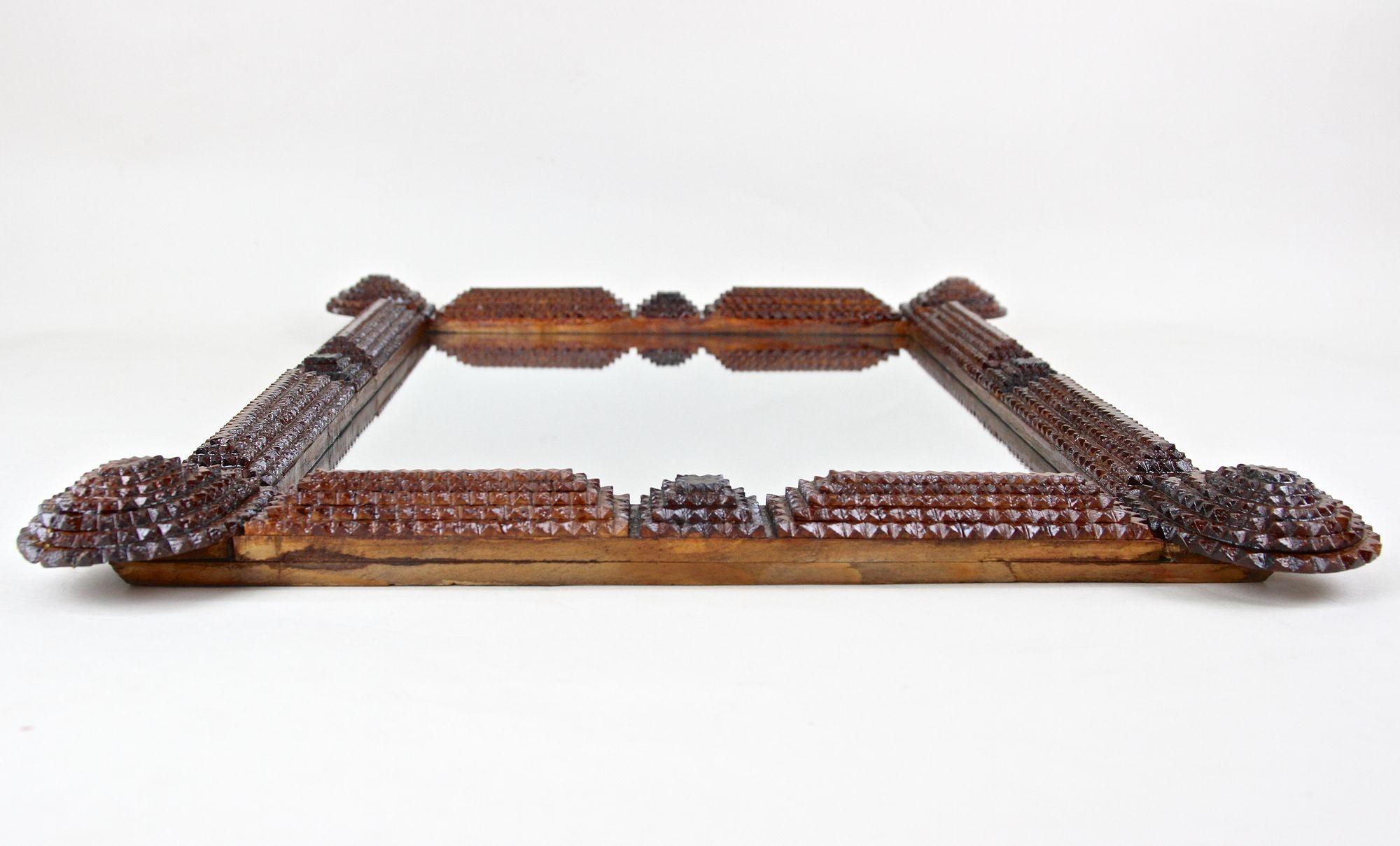 Rustic Tramp Art Wall Mirror With Unique Corners, Handcarved, Austria circa 1880 For Sale 6