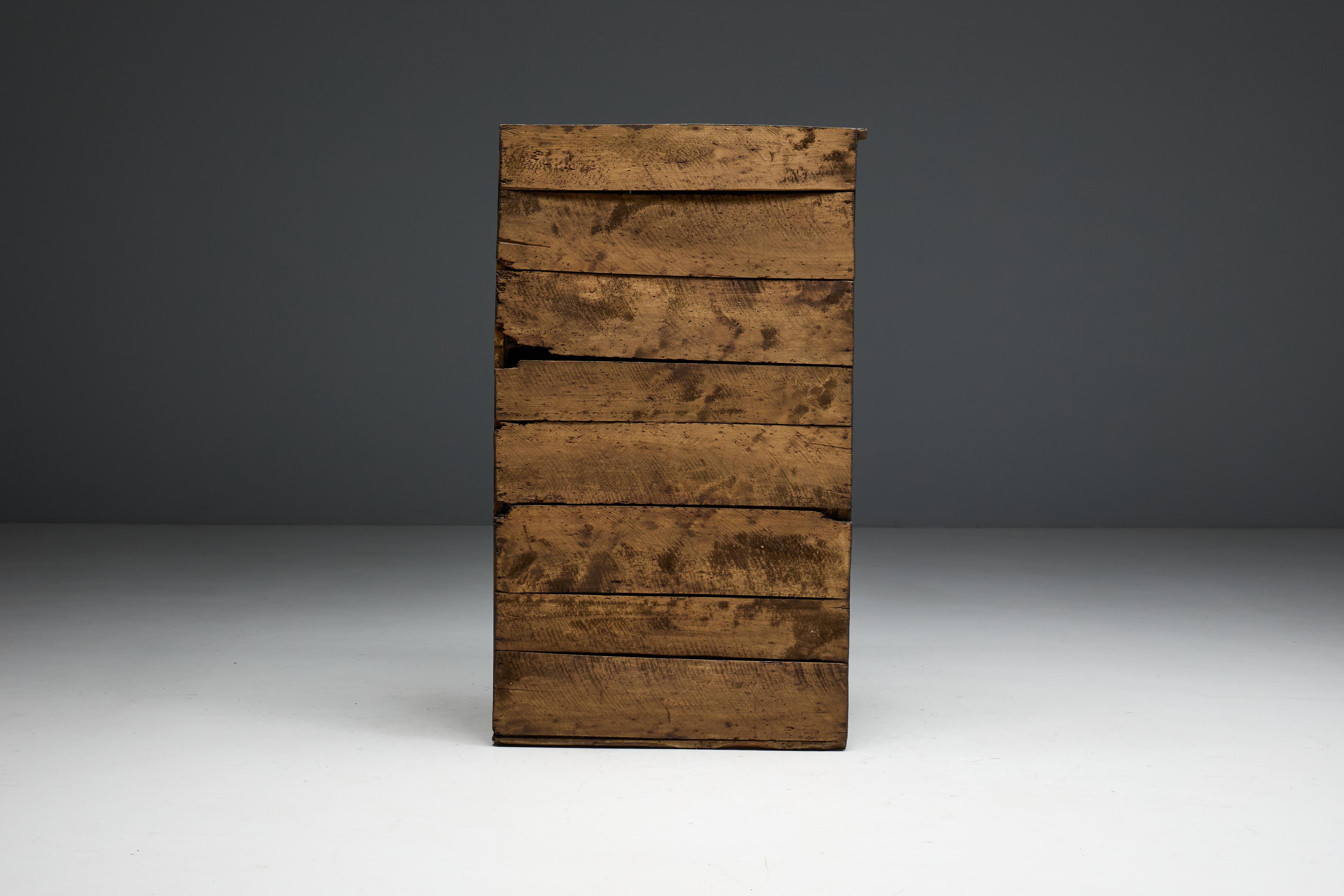 Rustic Travail Populaire Cabinet, France, Late 18th Century For Sale 10