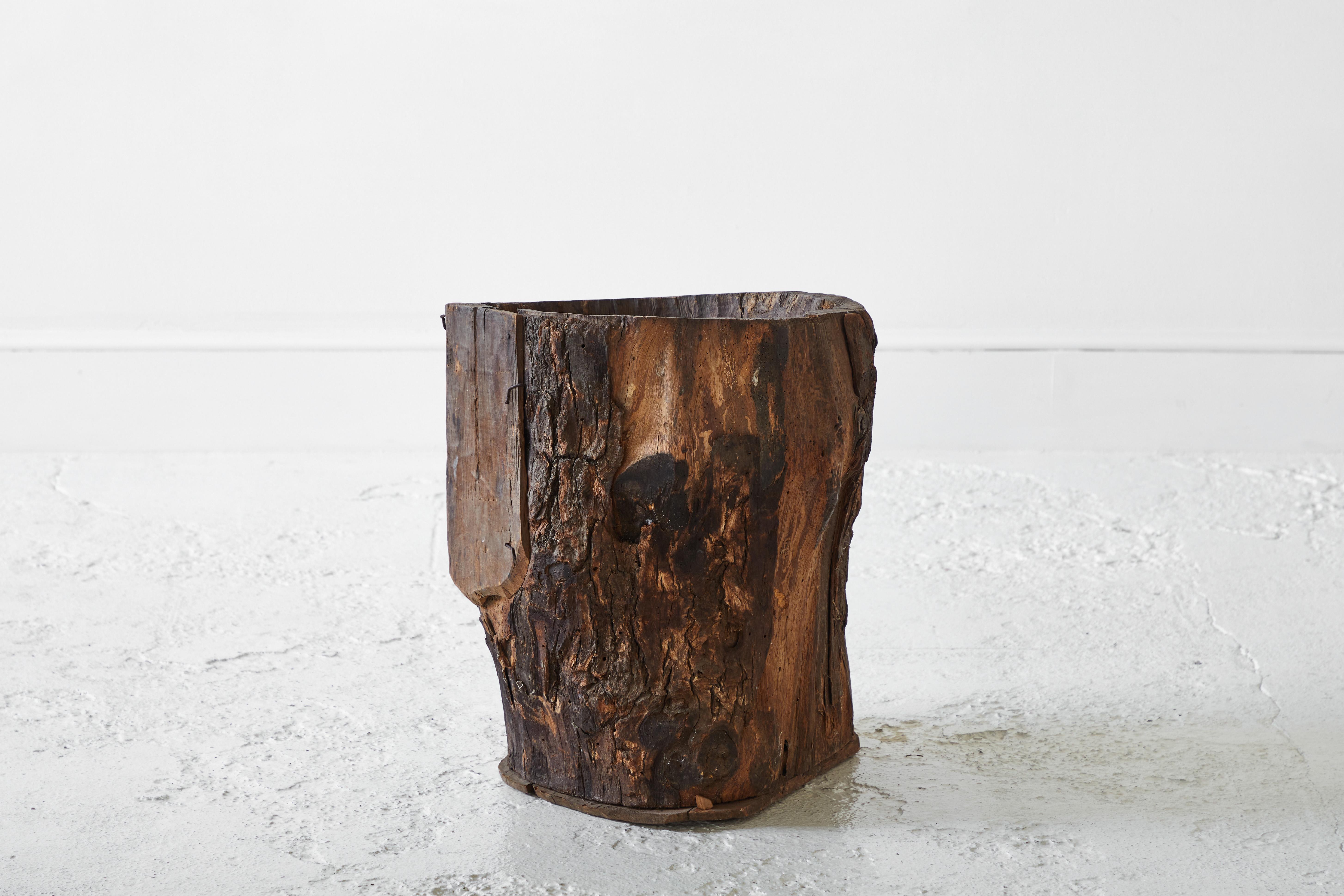 Rustic Tree Trunk Barrel In Good Condition In Los Angeles, CA