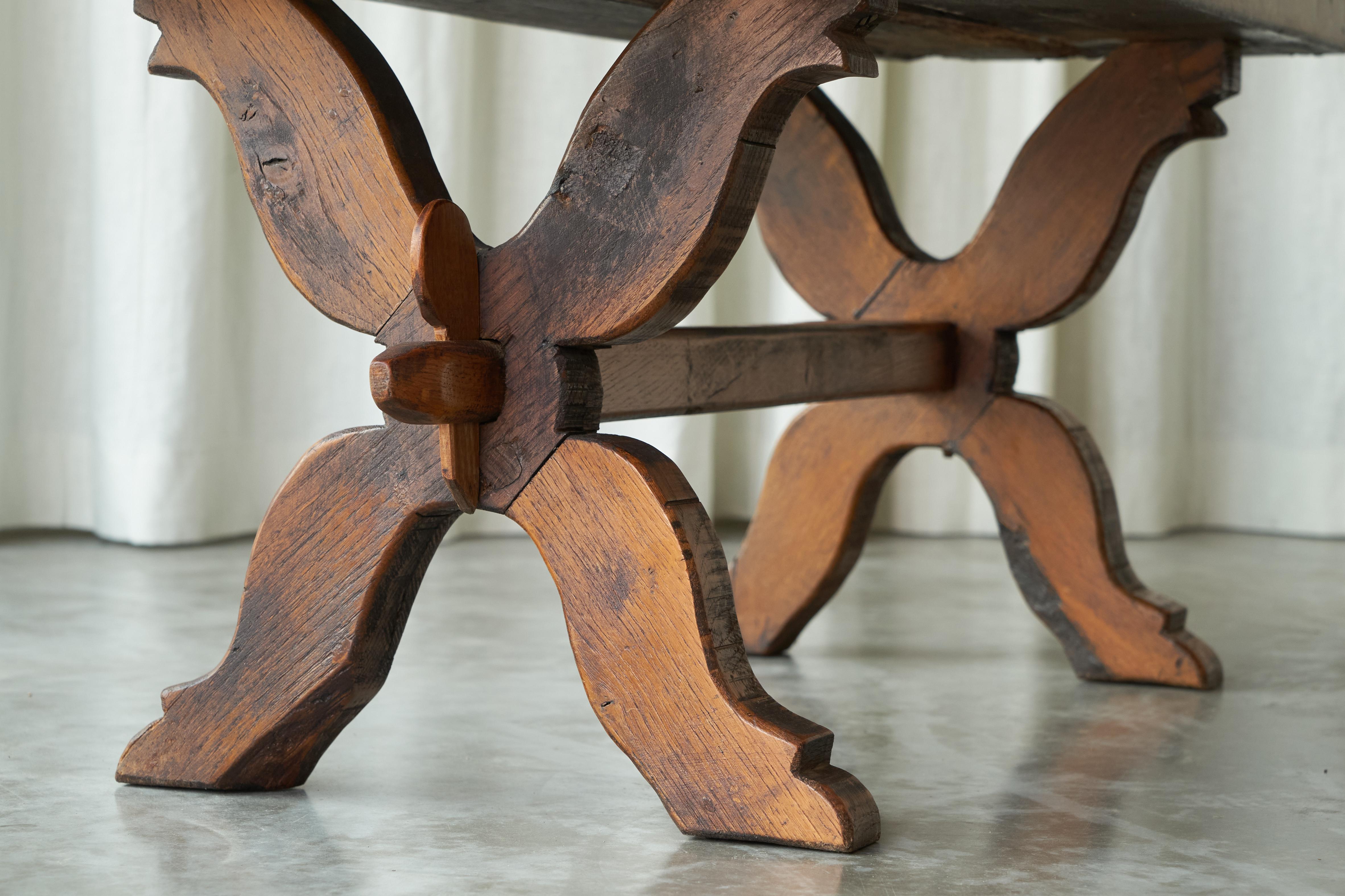 Rustic Trestle Coffee Table in Solid Oak Late 19th Century For Sale 2