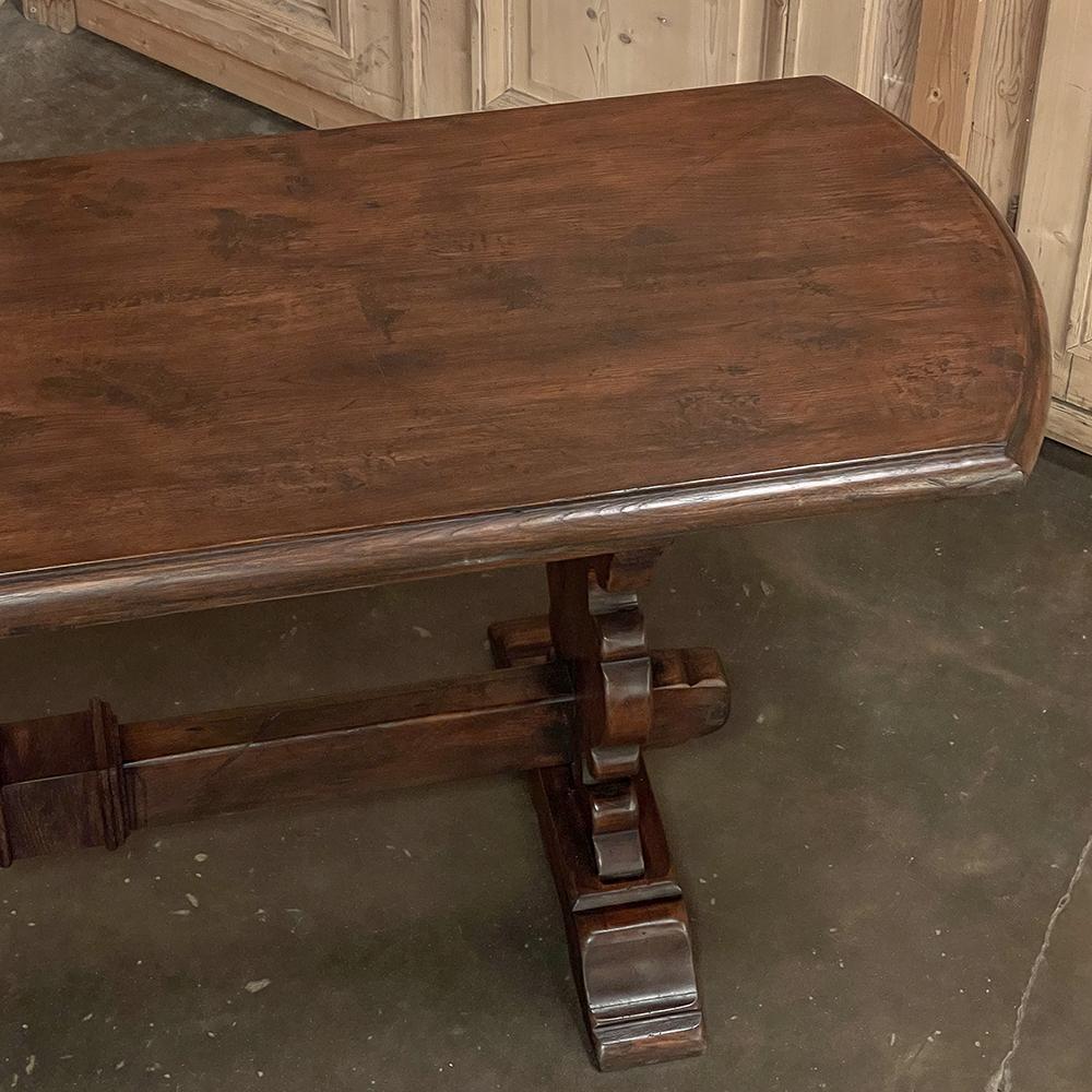20ième siècle Table de canapé à tréteaux rustique en vente