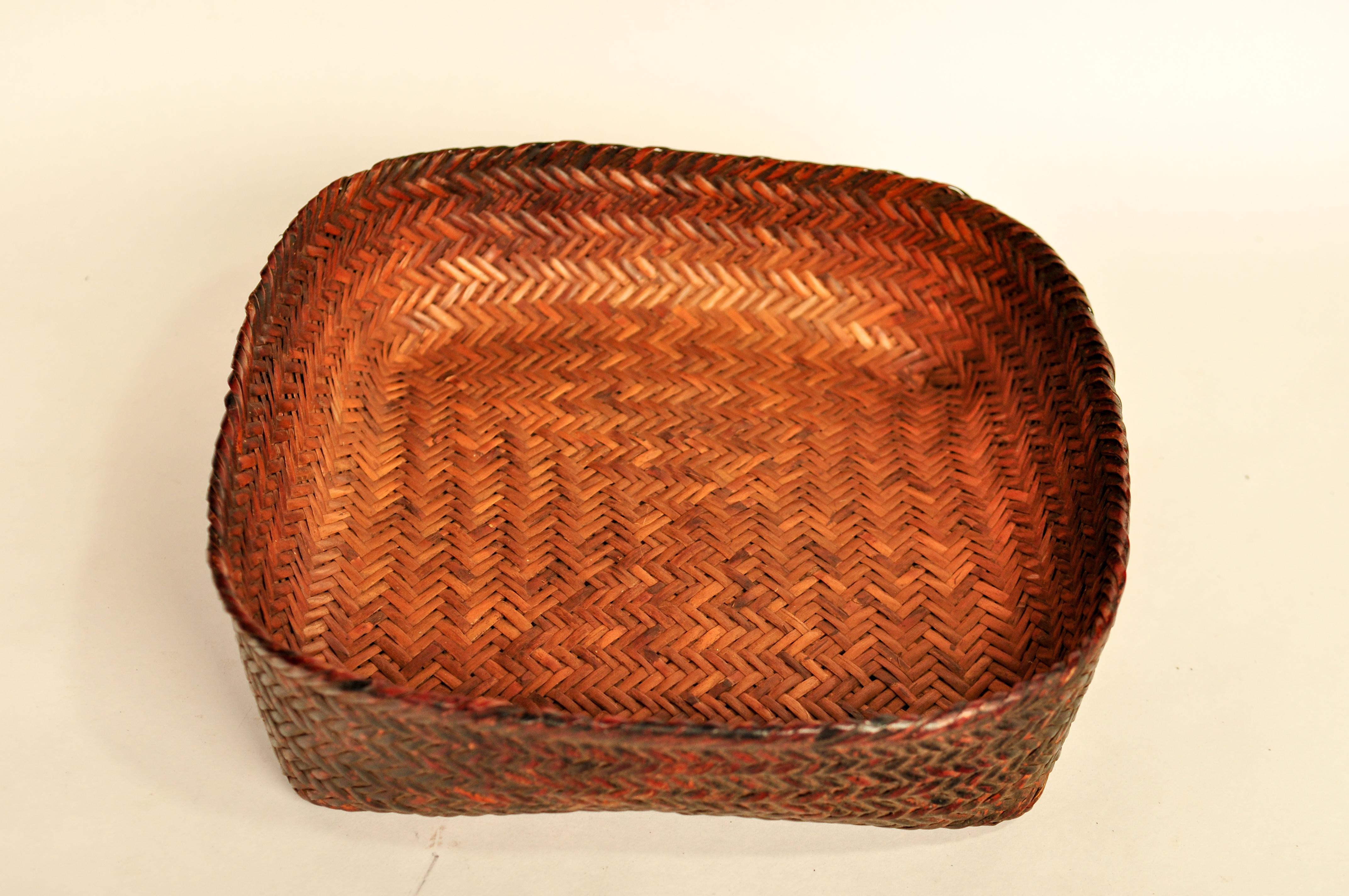 Rustic Tribal Storage Basket with Lid from the Tamang of Nepal, Mid-20th Century 7