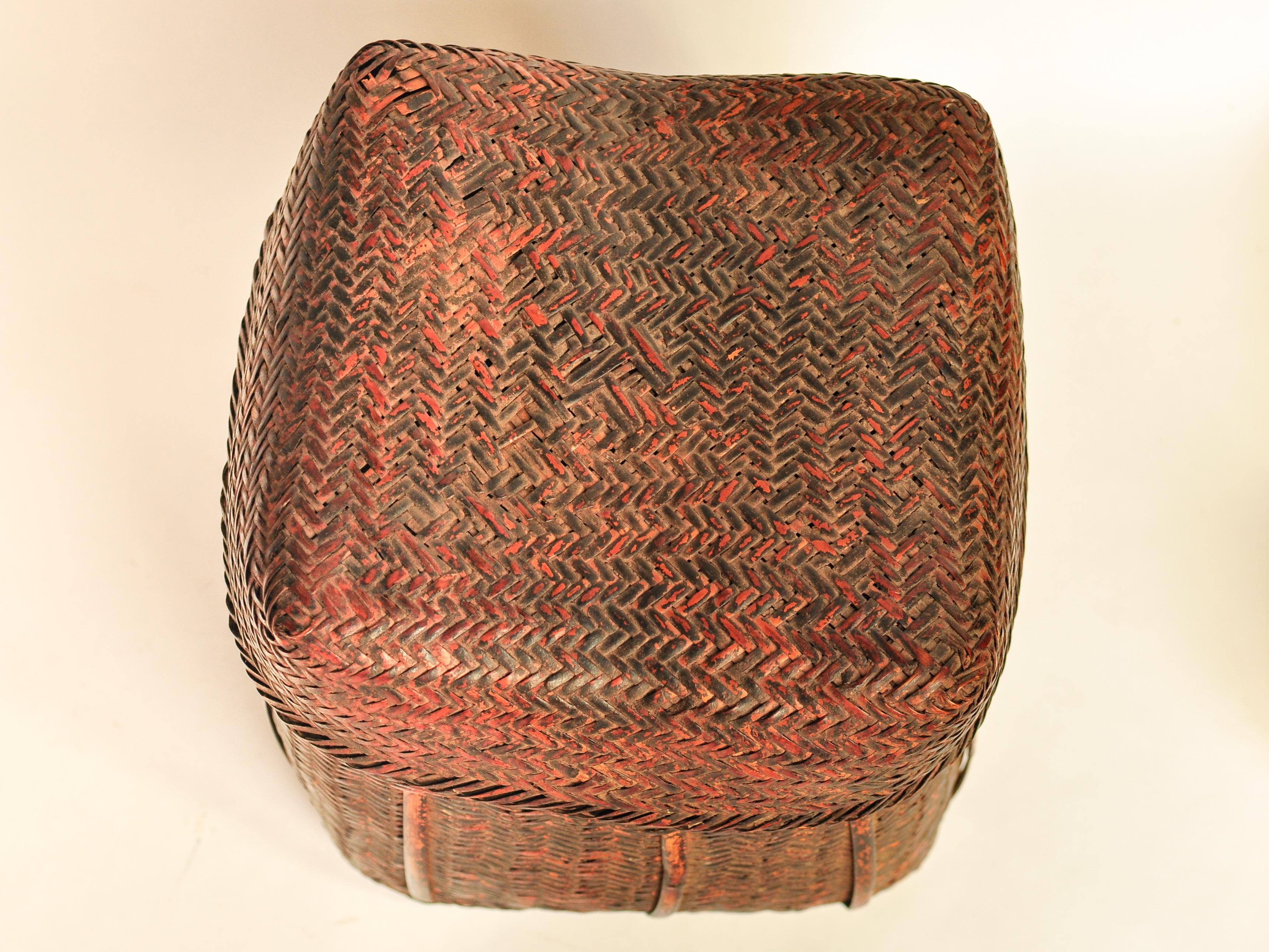 Rustic Tribal Storage Basket with Lid from the Tamang of Nepal, Mid-20th Century 12