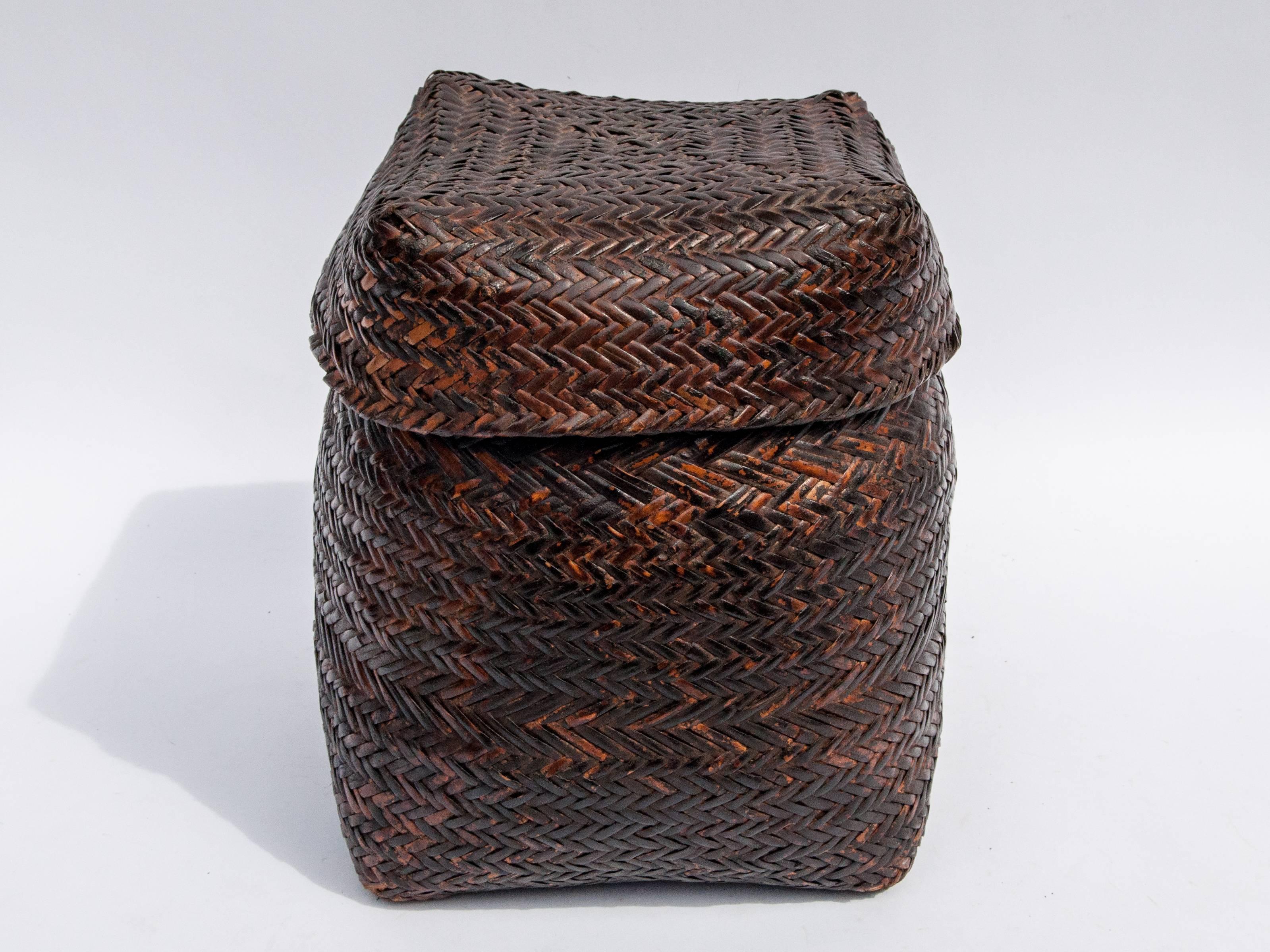 Rustic Tribal Storage Basket with Lid from the Tamang of Nepal, Mid-20th Century 2
