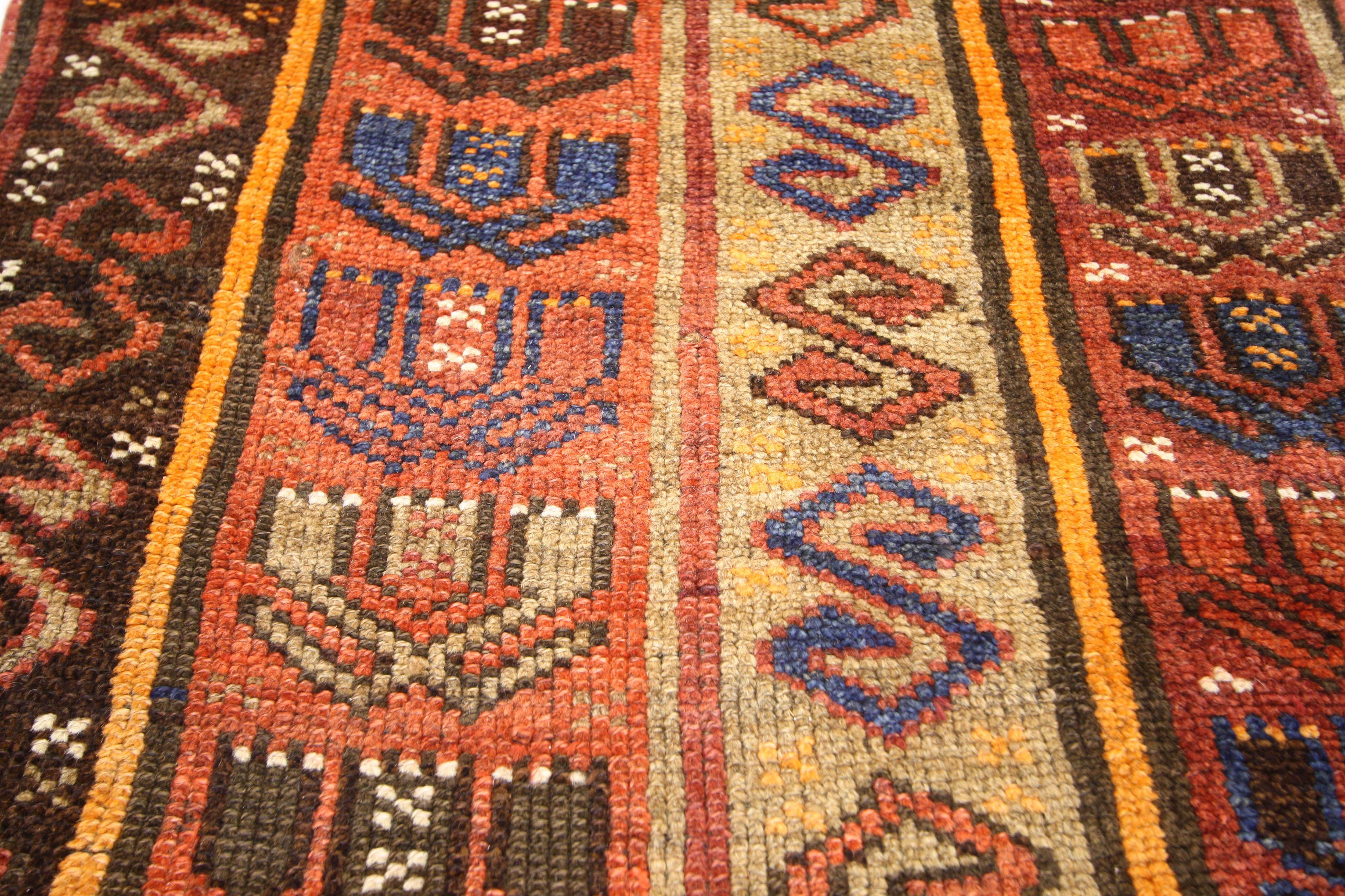 Rustic Tribal Style Vintage Turkish Oushak Runner, Narrow Hallway Runner In Good Condition For Sale In Dallas, TX