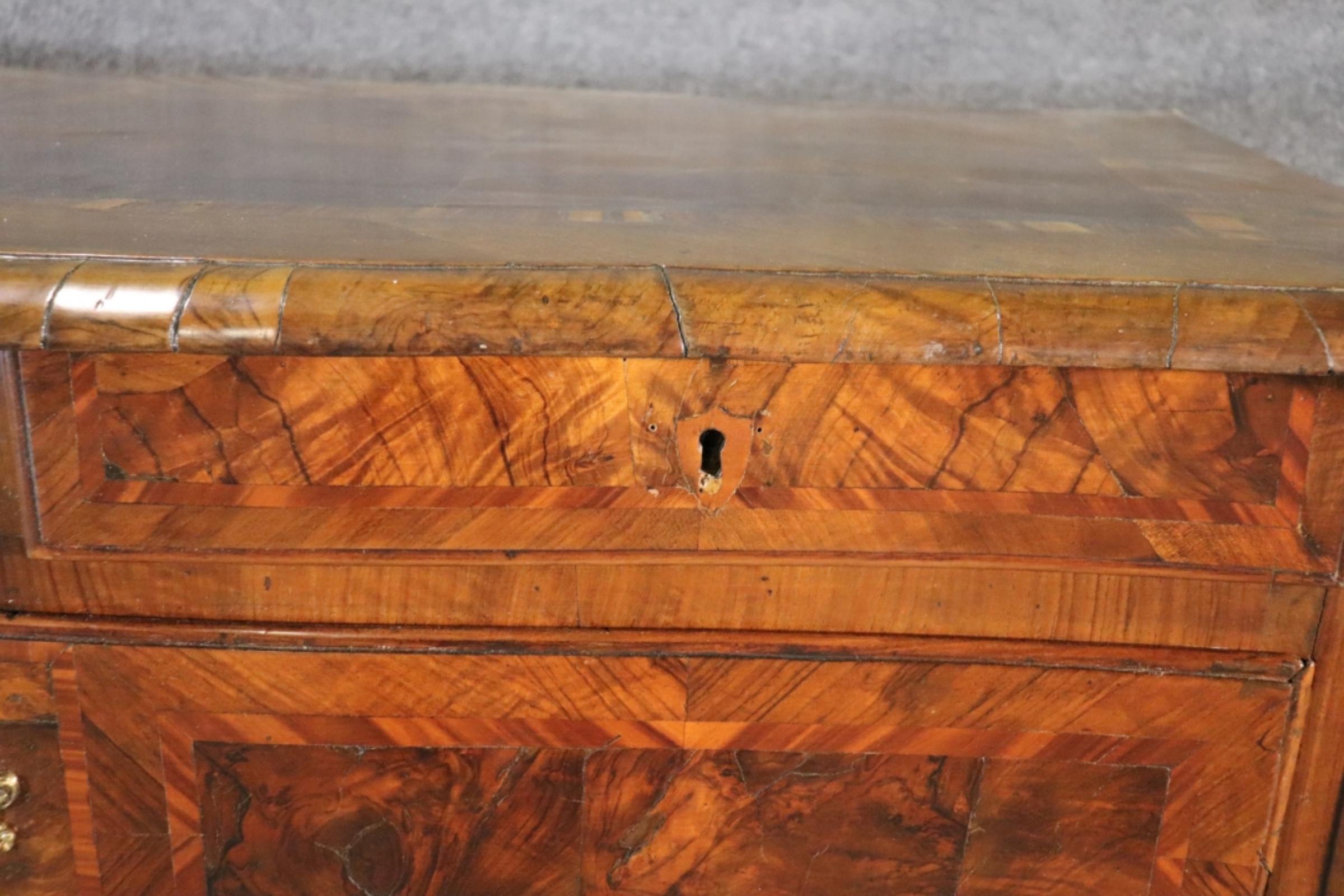 French Rustic Viennese 18th Century Serpentine Walnut Drawer Commode For Sale