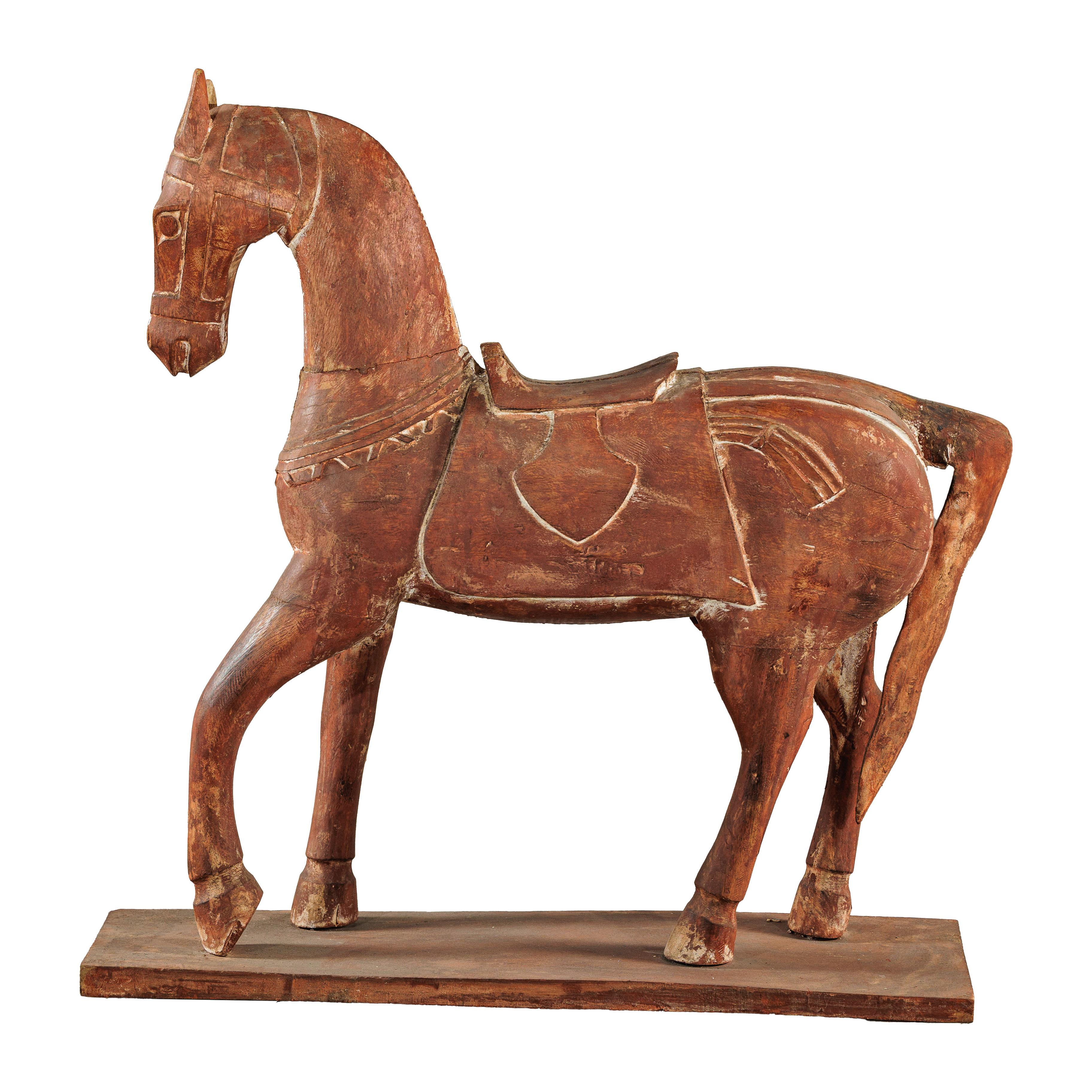 Cavallo rustico in legno intagliato d'epoca con sella su cavalletto, circa 1950 in vendita 10
