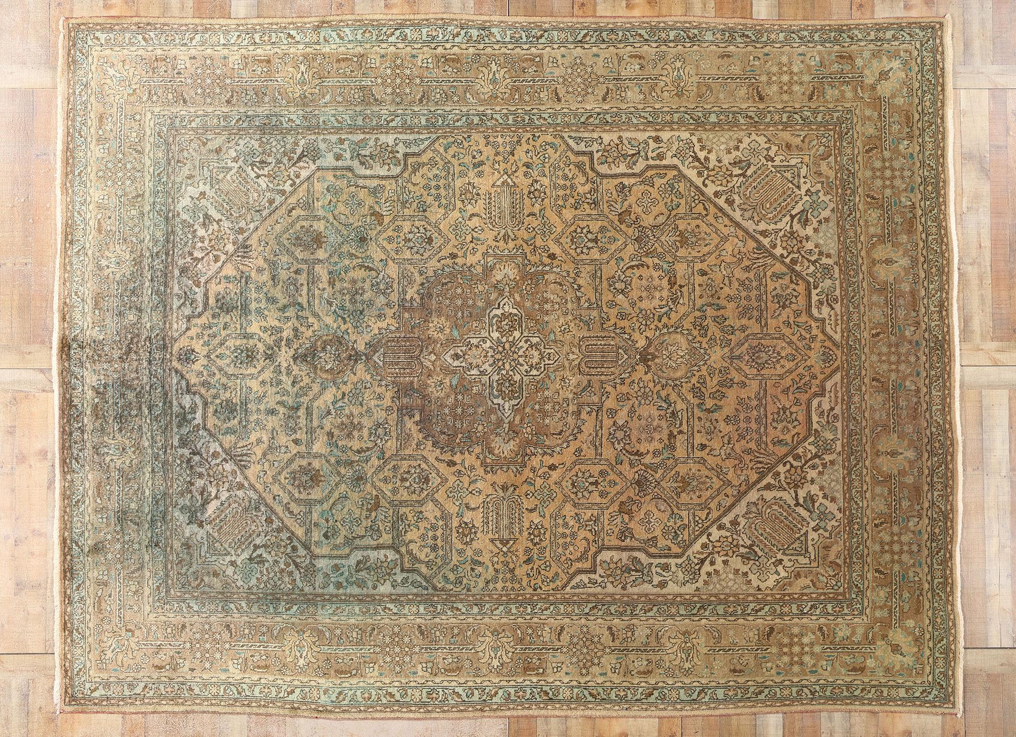 Tappeto Tabriz persiano rustico anni '50 in tonalità terra con stile moderno in vendita 2