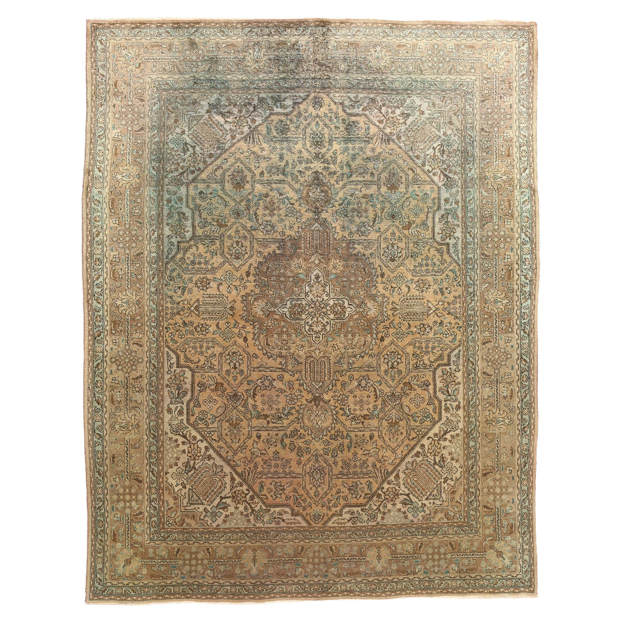 Alfombra persa tabriz rústica en tonos tierra de los años 50 con estilo moderno