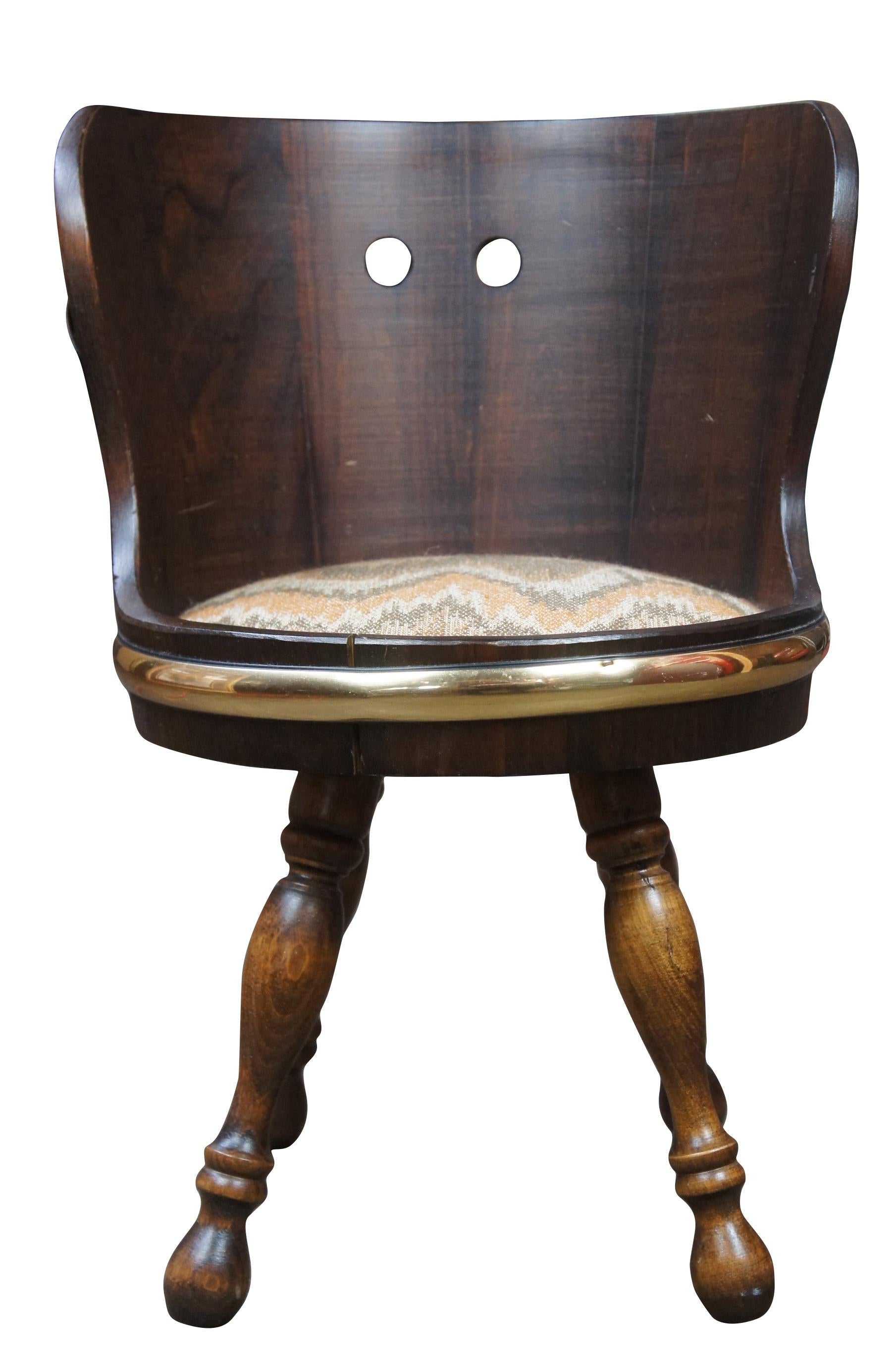 Childs Chair Hickory Nautical, rustikaler Vintage-Kinderstuhl, Firkin, Zuckerhut, Fassrücken (Rustikal) im Angebot