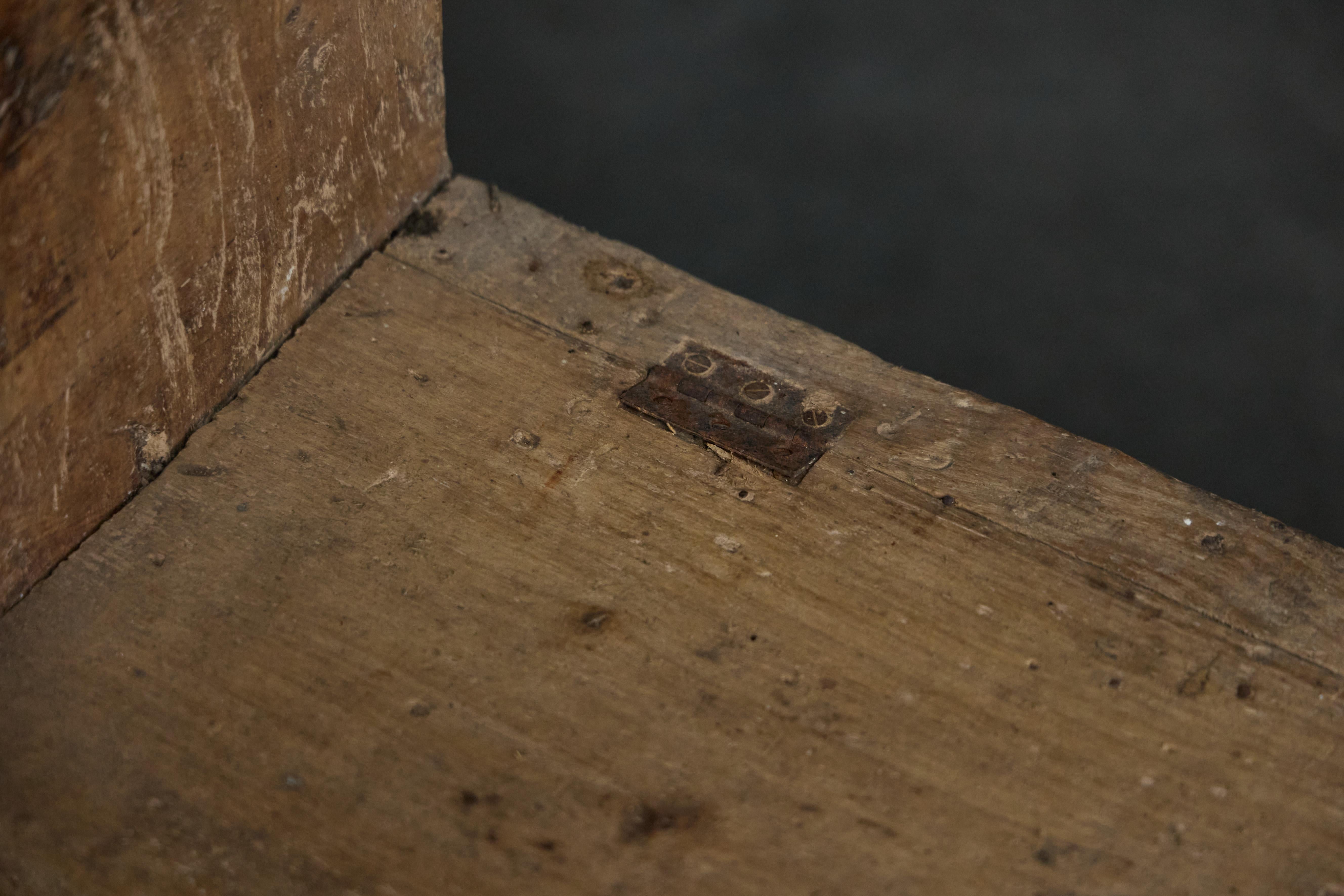 Banc rustique Wabi Sabi, France, 19ème siècle en vente 2
