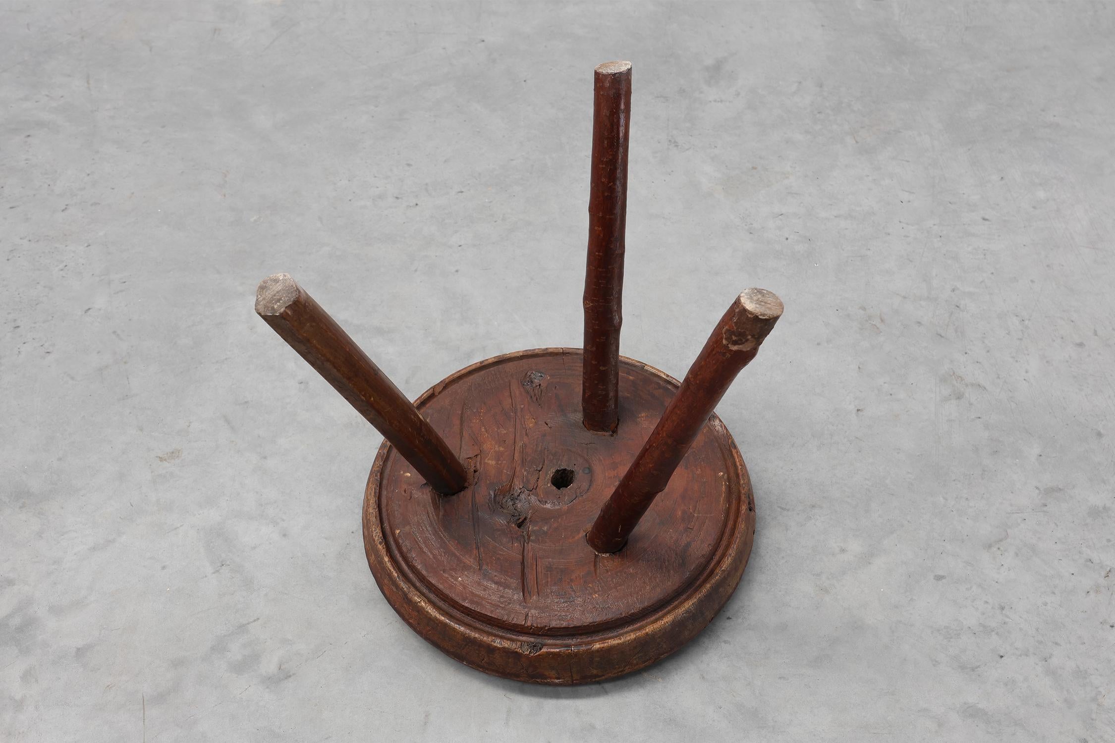 Rustic Wabi Sabi style solid oak tripod stool, France ca. 1850 For Sale 4
