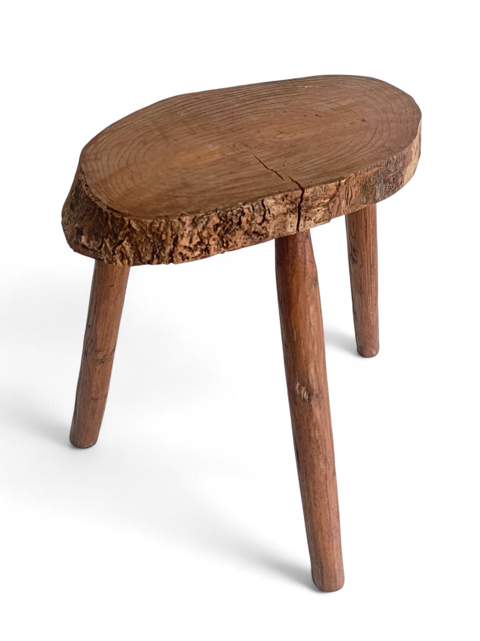 Rustic Wabi Sabi Wooden Accent Side Table Gueridon, France, Early 20th Century For Sale 5