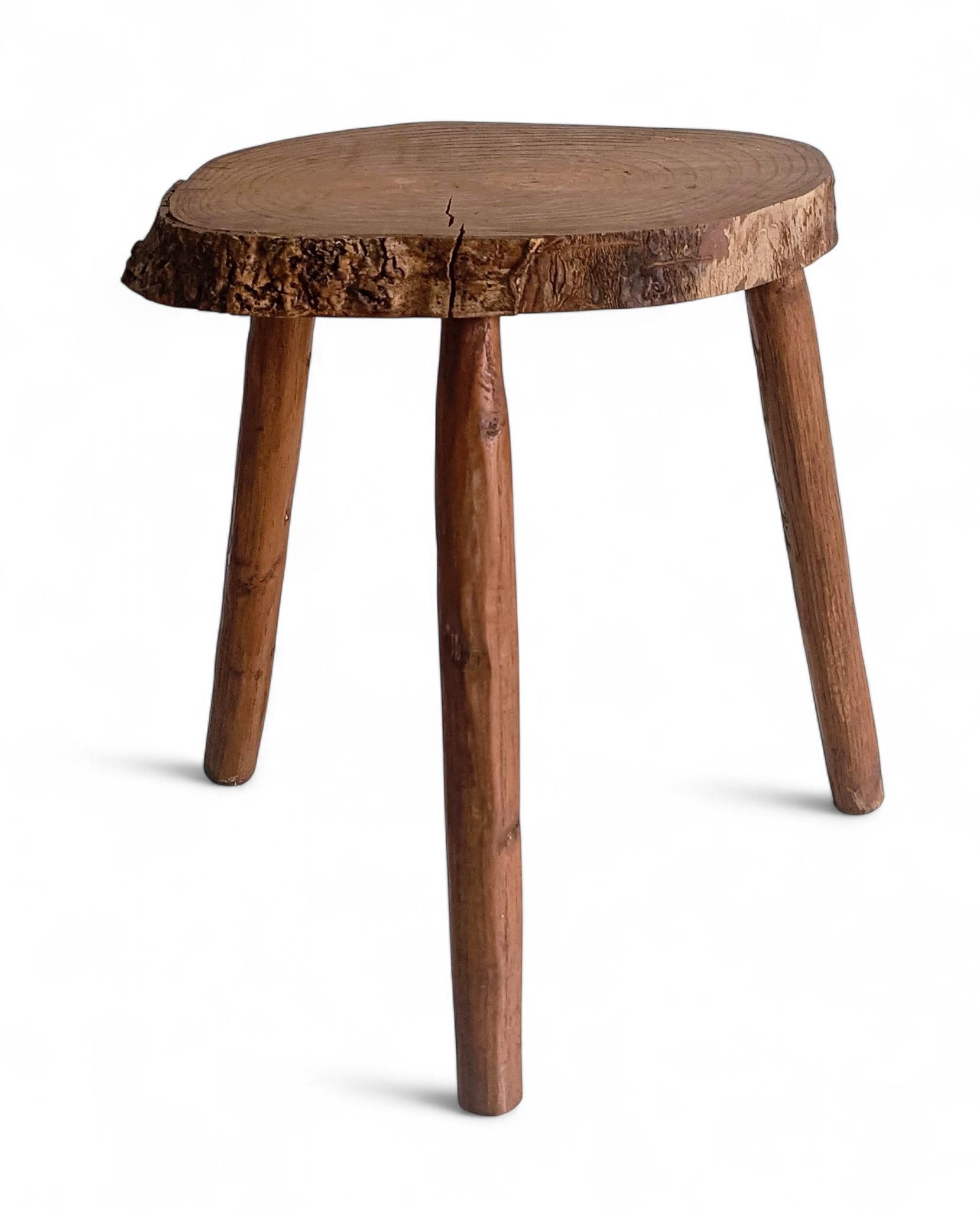 Rustic Wabi Sabi Wooden Accent Side Table Gueridon, France, Early 20th Century For Sale 11
