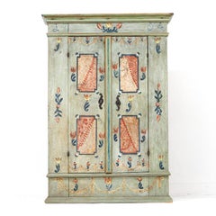 Armadio nuziale rustico in stile folk art, con finitura invecchiata, proveniente da una casa colonica del 1794