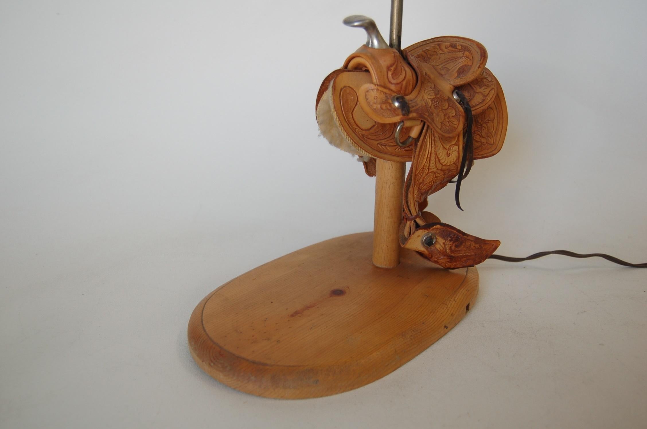 saddle lamp