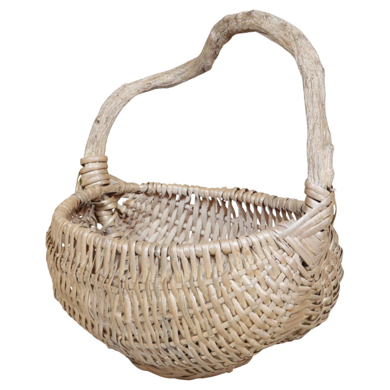 Rustic Wicker Buttock Basket For Sale
