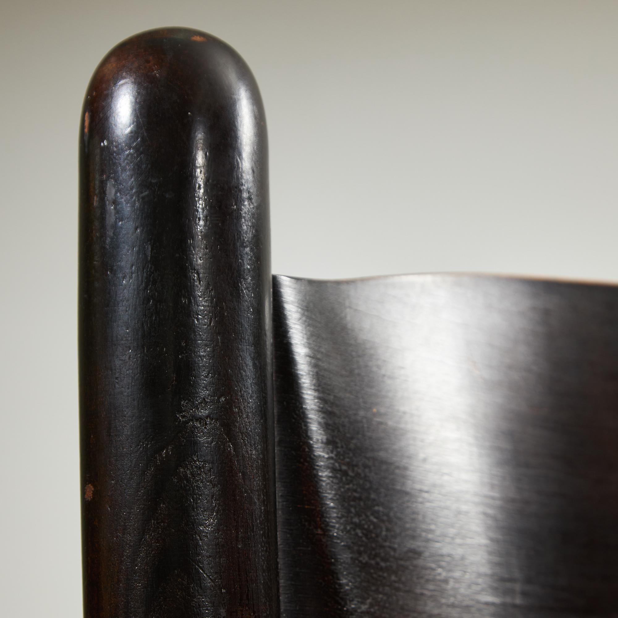 Sedia rustica in vimini con struttura in legno massiccio in vendita 2