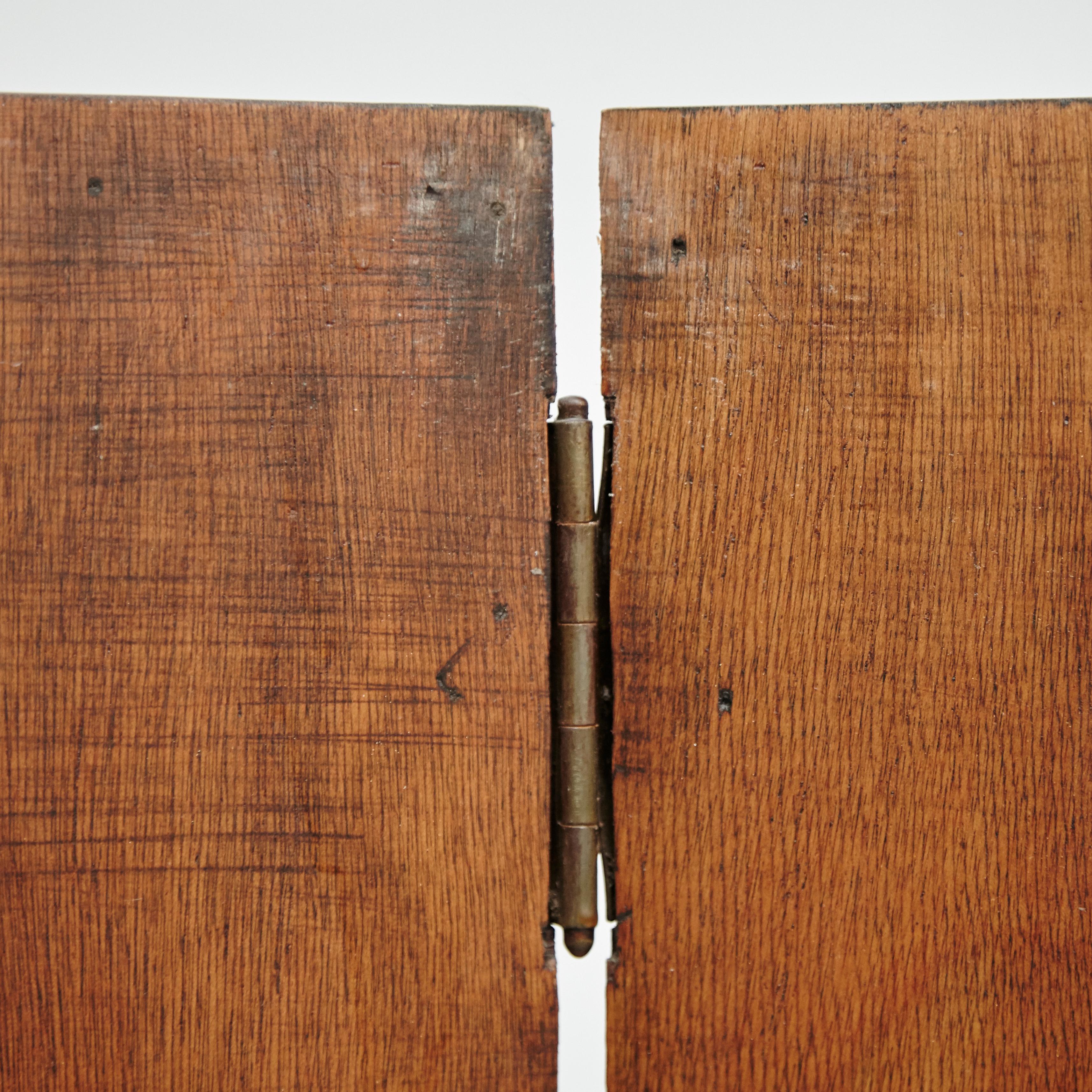 Rustic Wood Room Divider, circa 1930 In Good Condition In Barcelona, Barcelona