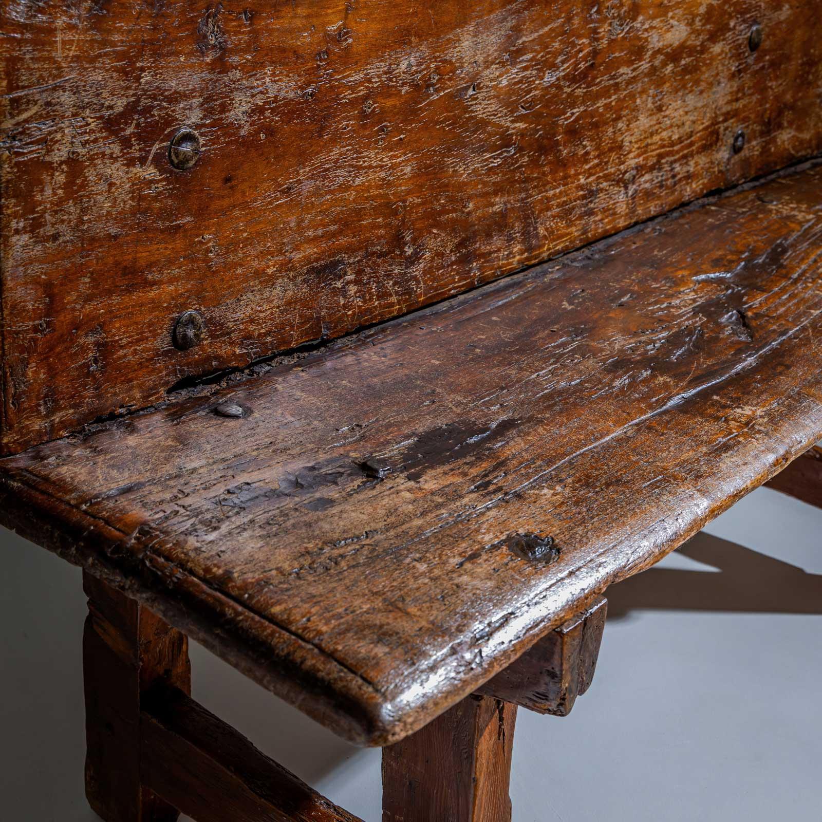 Banc rustique, Alpines 18ème / 19ème siècle en vente 4