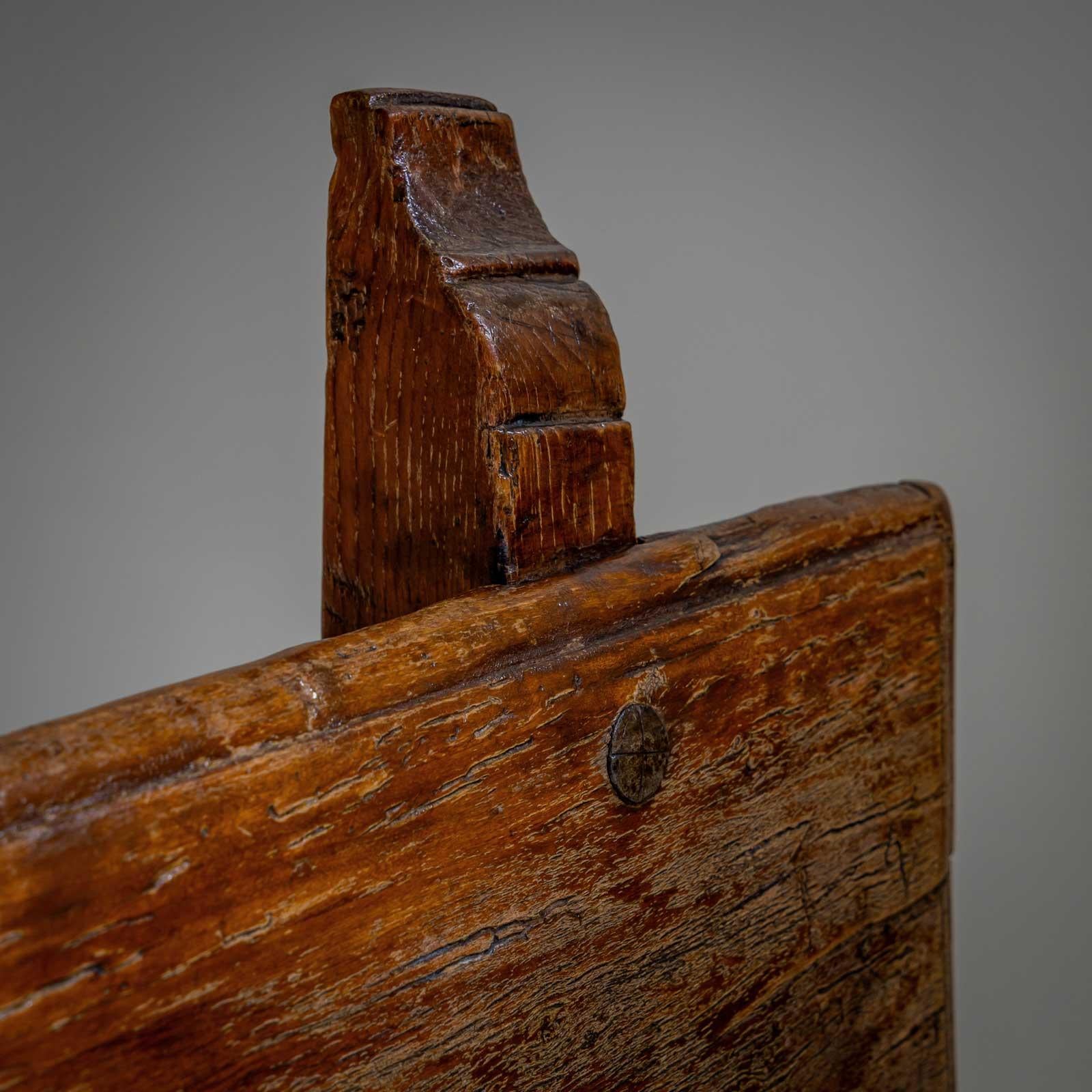Banc rustique, Alpines 18ème / 19ème siècle en vente 1