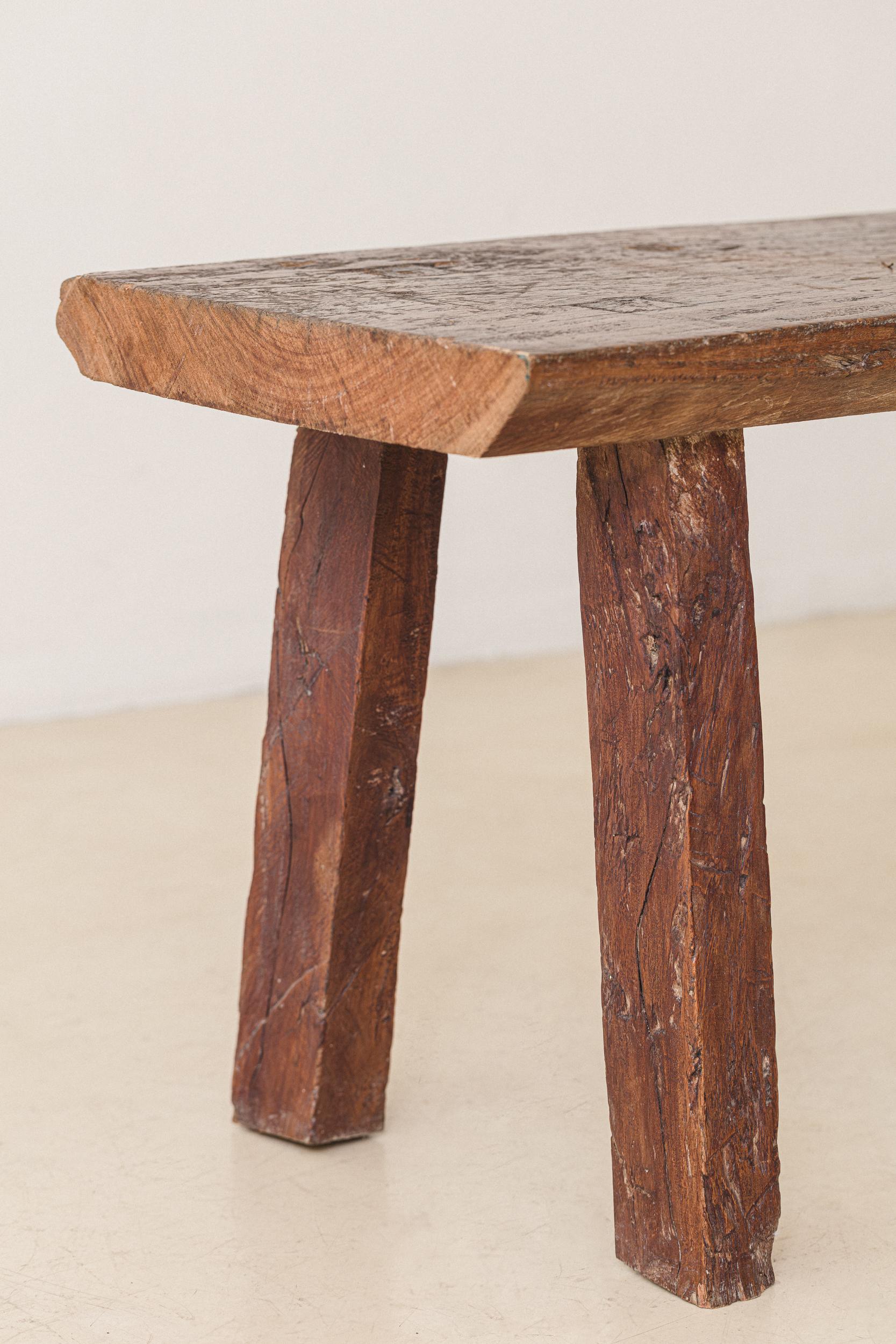 Rustikale Holzbank, Unknown, Brasilianisches Vernacular Design (20. Jahrhundert) im Angebot