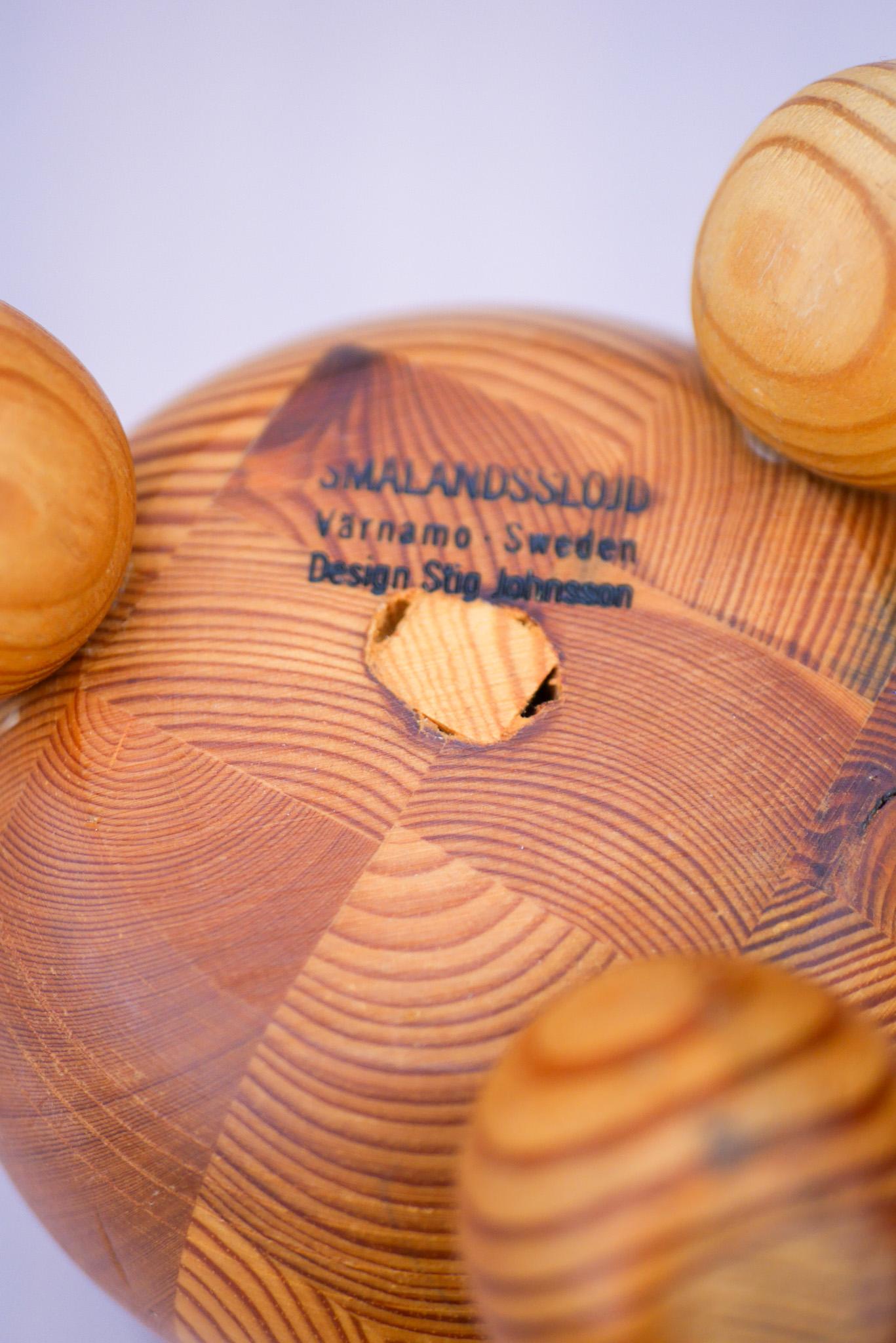 Portacandele natalizio rustico in legno anni '70 per Smålandsslöjd Svezia in vendita 2