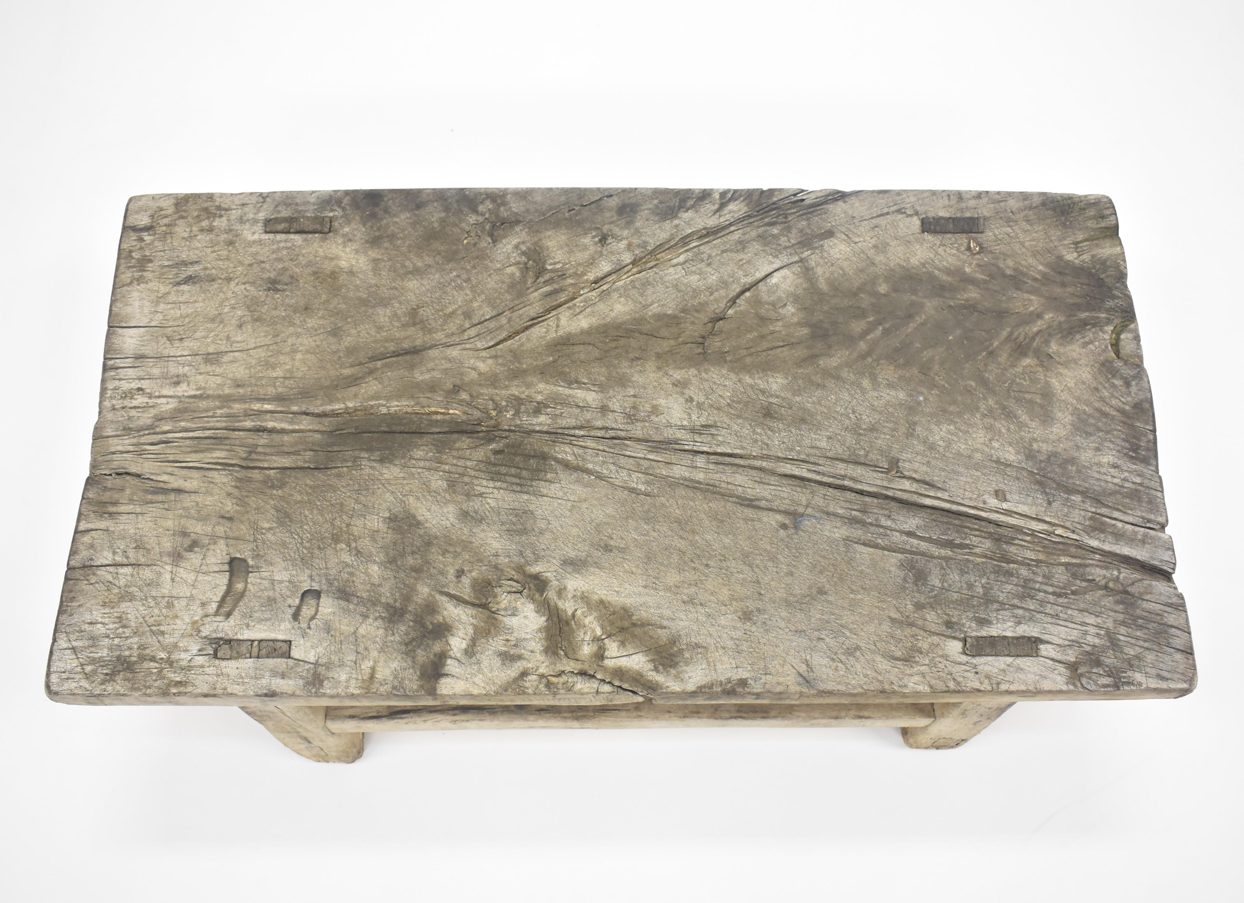 Bois Table basse rustique en bois en vente