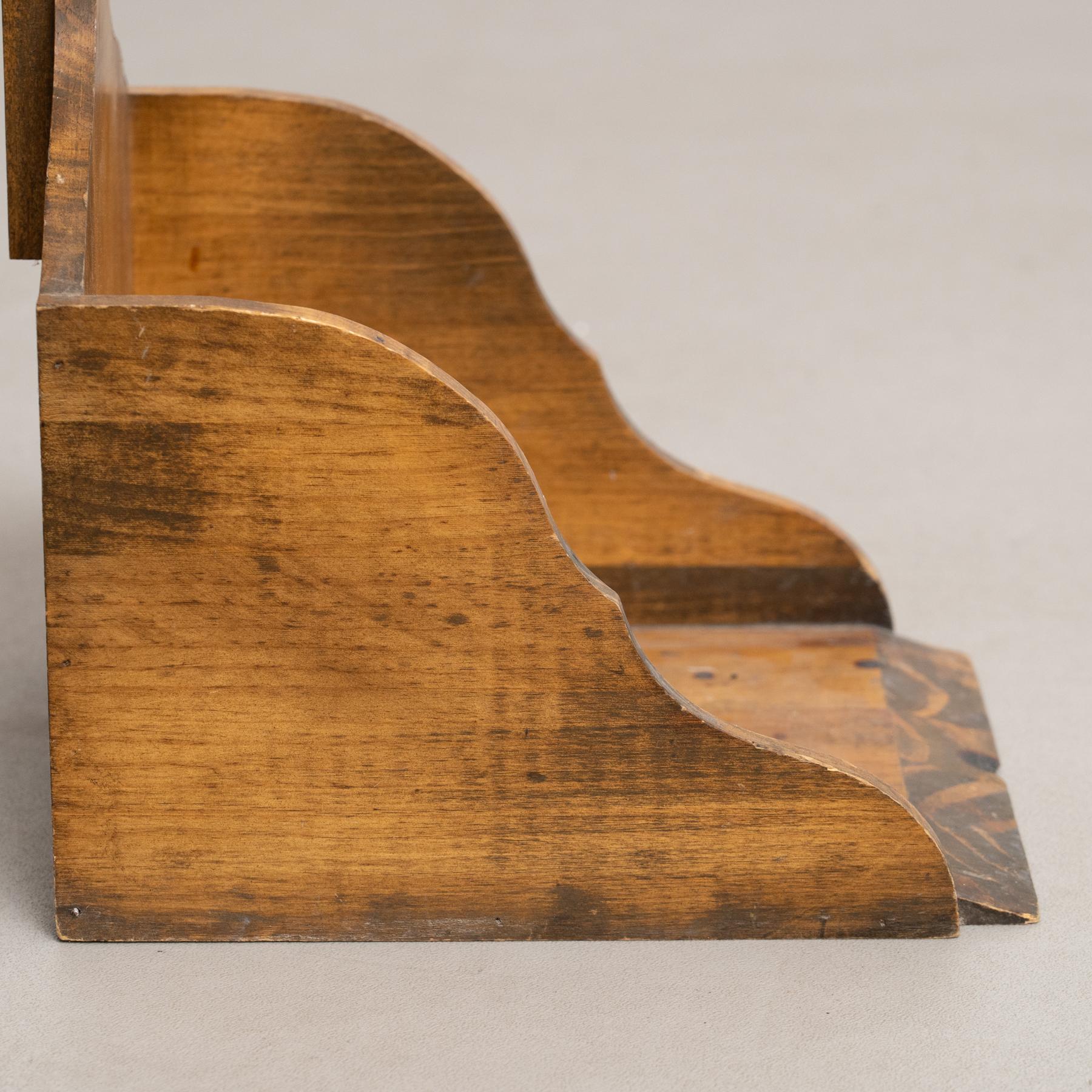 Recogedor rústico de madera - Tradicional francés de principios del siglo XX en venta 5