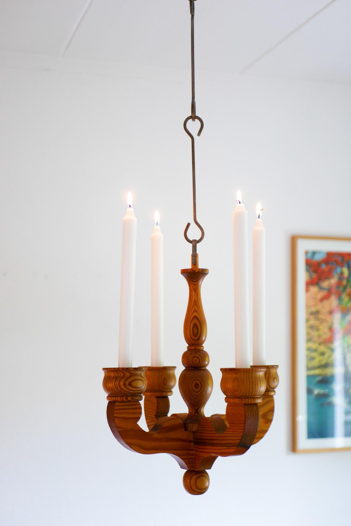 Chandelier rustique à pendentifs en bois Porte-bougies pour Smålandsslöjd Suède en vente 2
